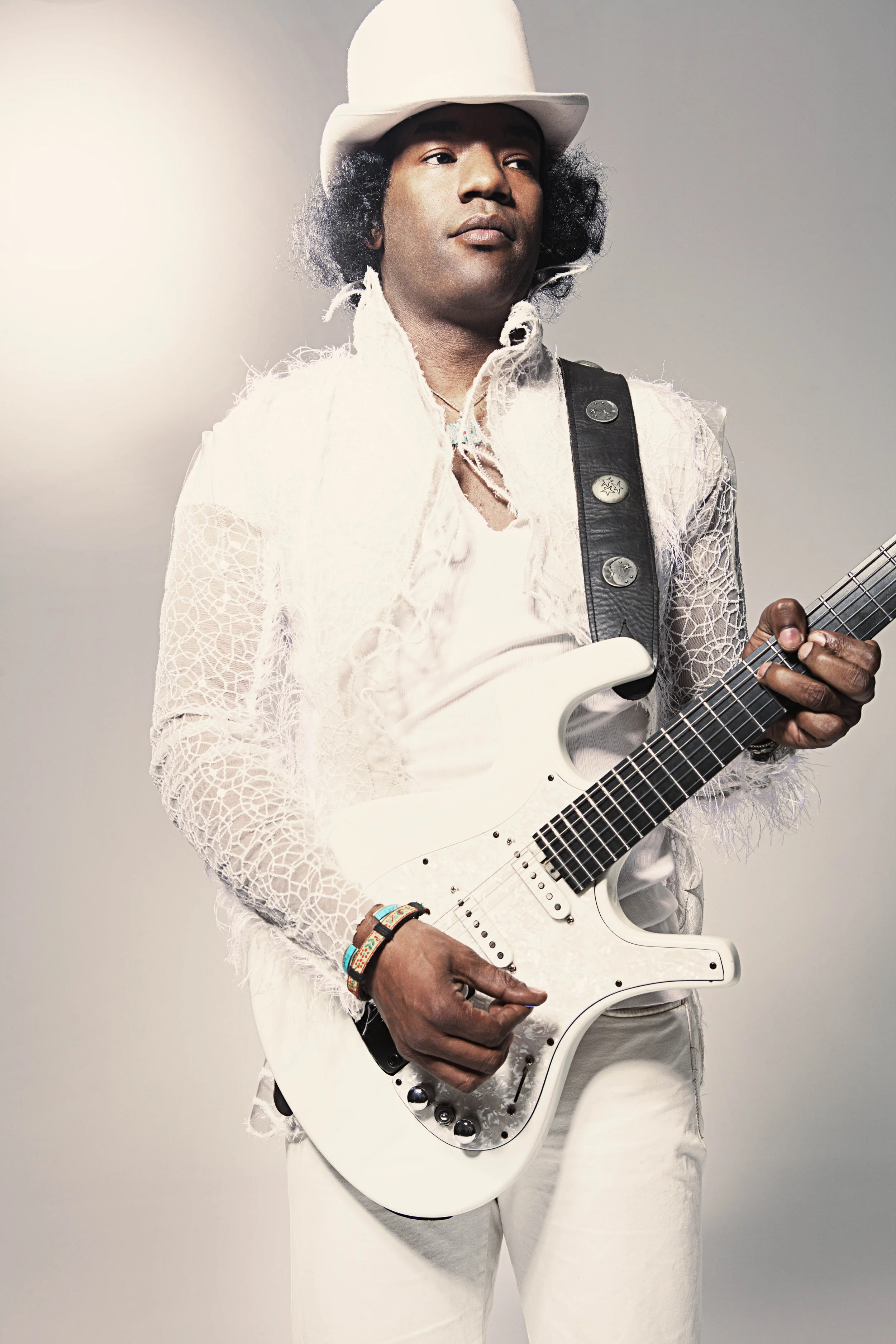 Ladell Mclin, Claph Magazine
