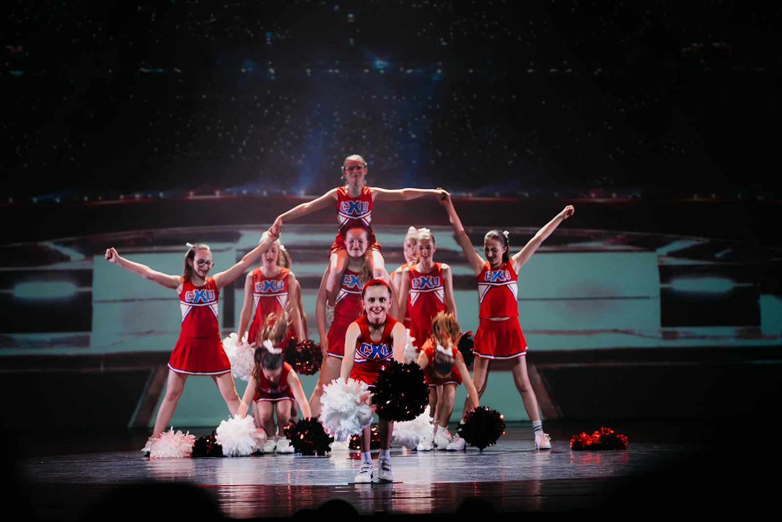 Byve.BYMVH.UrbanDanceStudioshow3-05750_websize.jpg