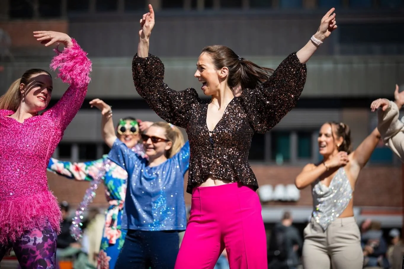 Arrangerer du noe i forbindelse med Dansens Dager i &aring;r? Registrer det i det nasjonale programmet, da vel! ✨

https://danseinfo.no/dansens-dager-registrer-ditt-arrangement-til-vart-nasjonale-program-her/ (link i bio ✨)

Foto: Sigrun Drivdal John