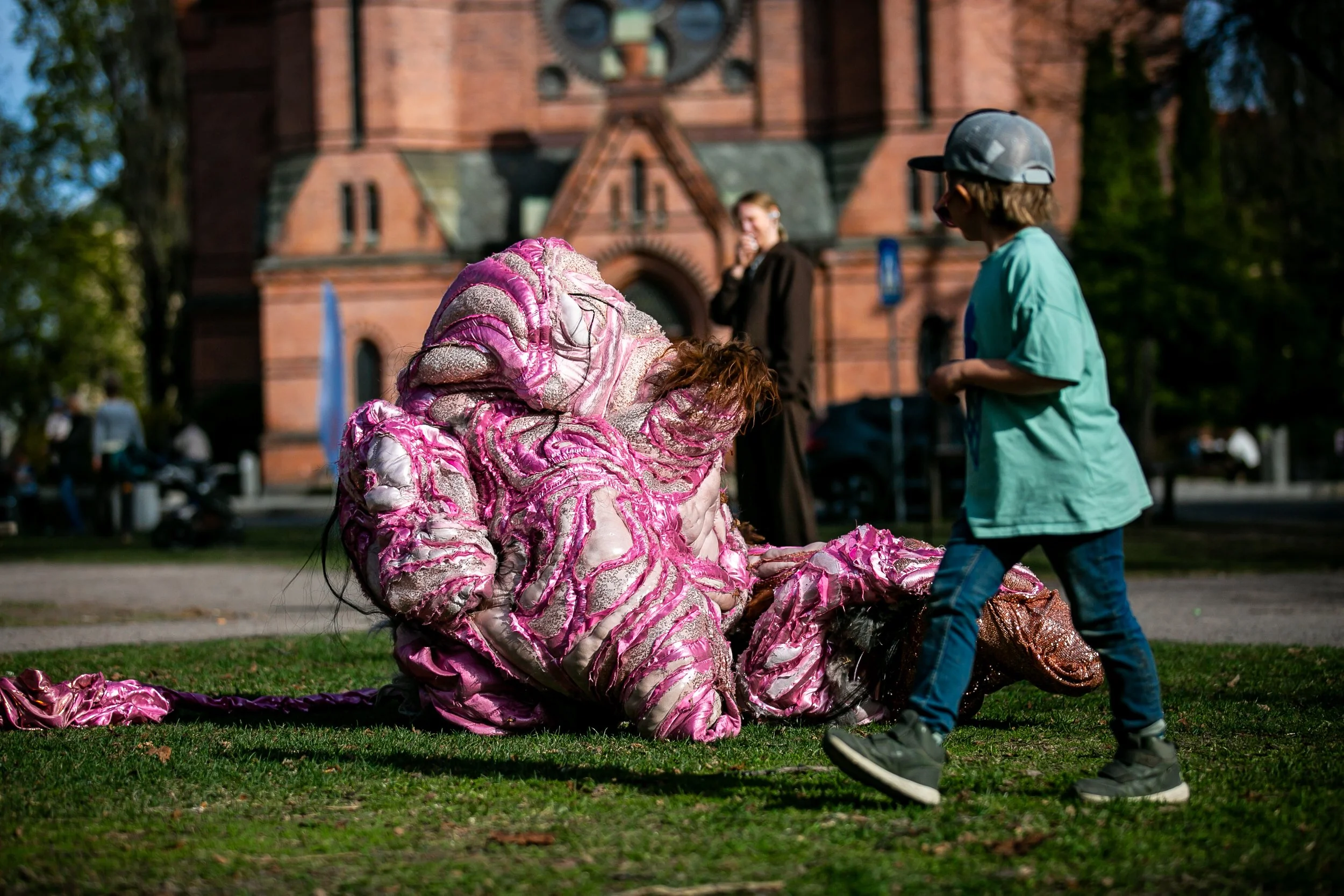 Utlysning Oslo Danser – verk søkes til utendørsvisinger våren 2027