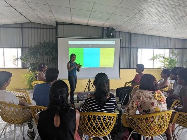 Trained a new cohort of volunteer teachers today! We covered #designthinking #lessonplanning and a range of innovative tools focused on critical thinking and problem solving. They will be taking over classes at the @warehouse_project_lk from next wee