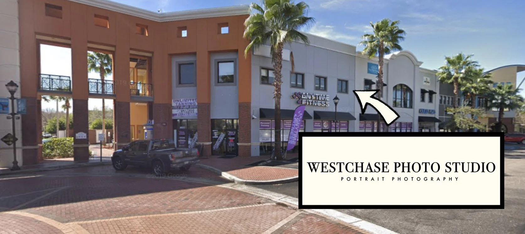 Exterior of Westchase Photo Studio in Tampa, FL