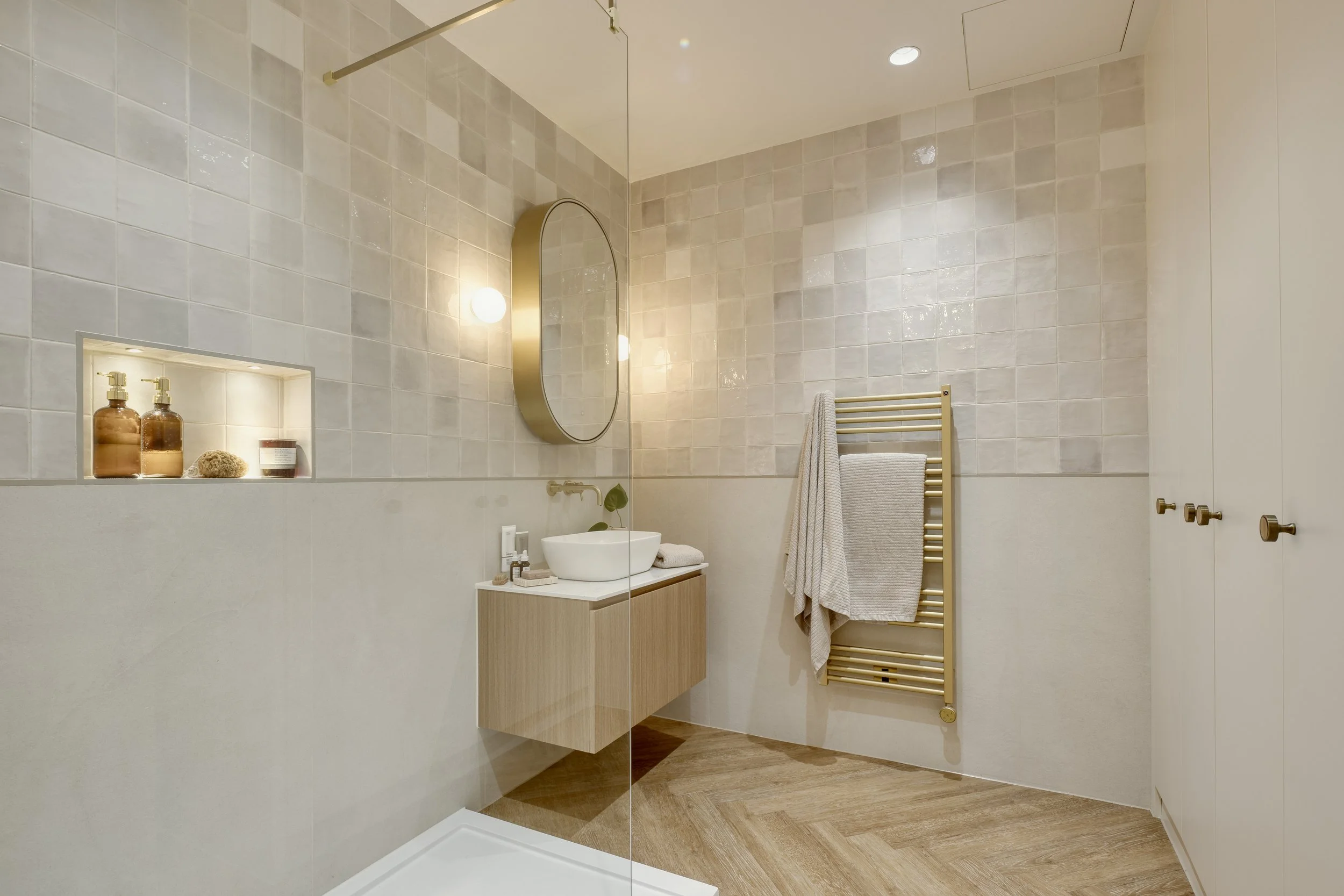 Comporary East London Shower Room