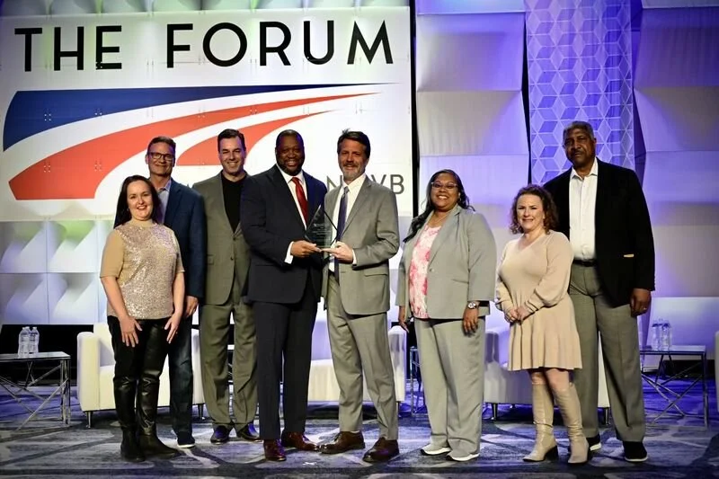 W.O. Lawton Business Leadership Award 