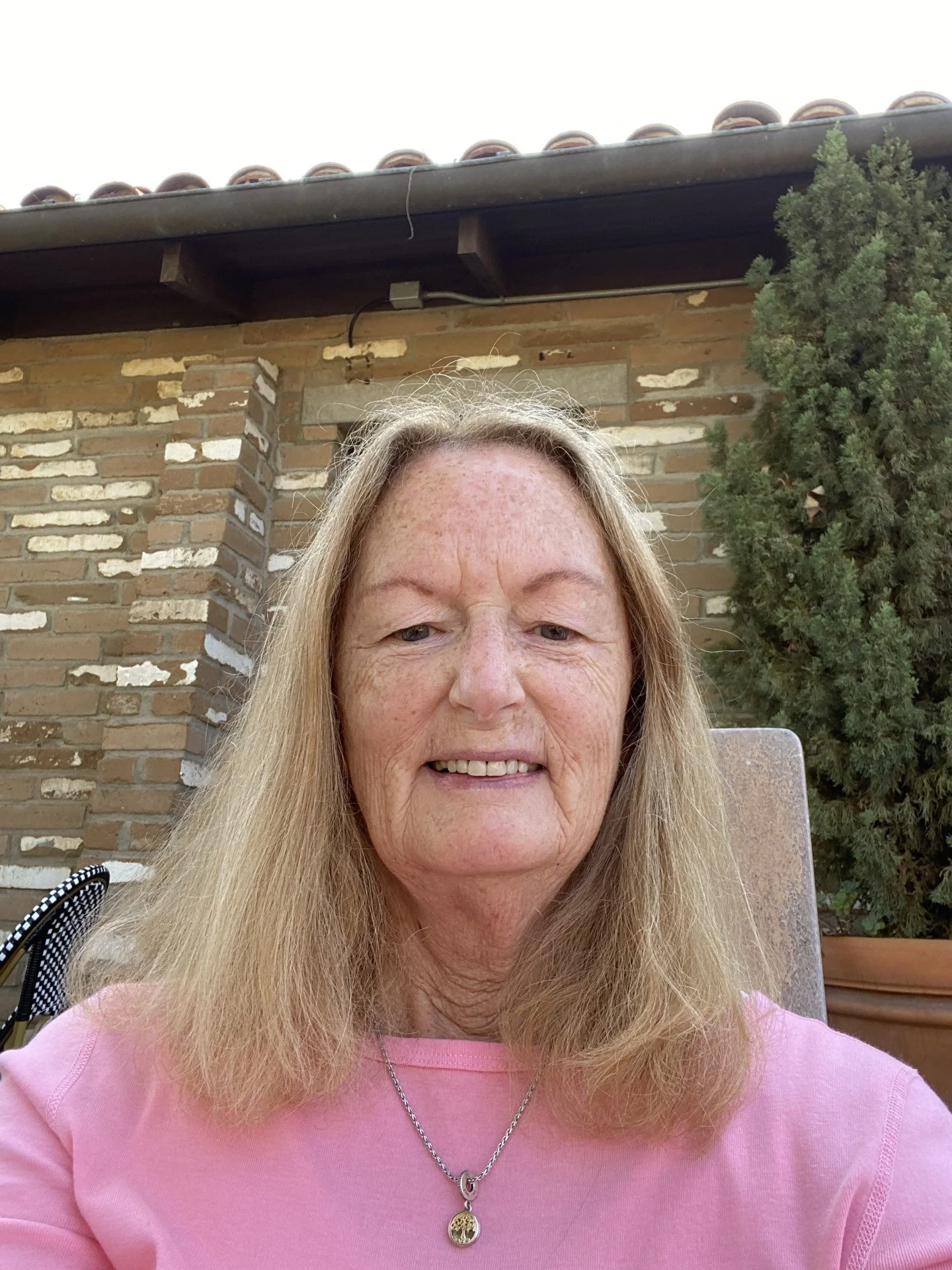 Leslie.jpg