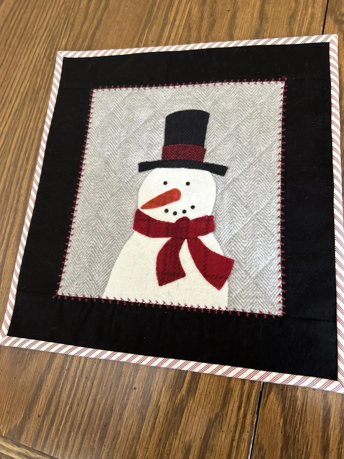 Frosty Wool Machine Applique Class — Meeting House Fabric