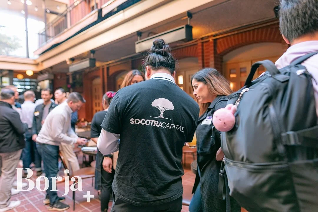 San Francisco, it’s that time again! If you’re looking to connect, relax, and unwind with the city’s brightest, join us tonight at the YPOSF October Happy Hour.
💫 Bring your best energy, meet new faces, and maybe even spot yoursel