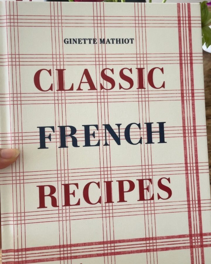 New favorite on the cookbook shelf! 🙌🏾

I&rsquo;m not a trained chef but I do have a lust for French cooking and my tattered copy of Escoffier is proof of that. This book is like a practical, simplified version of allll the classics WITH photos! I 