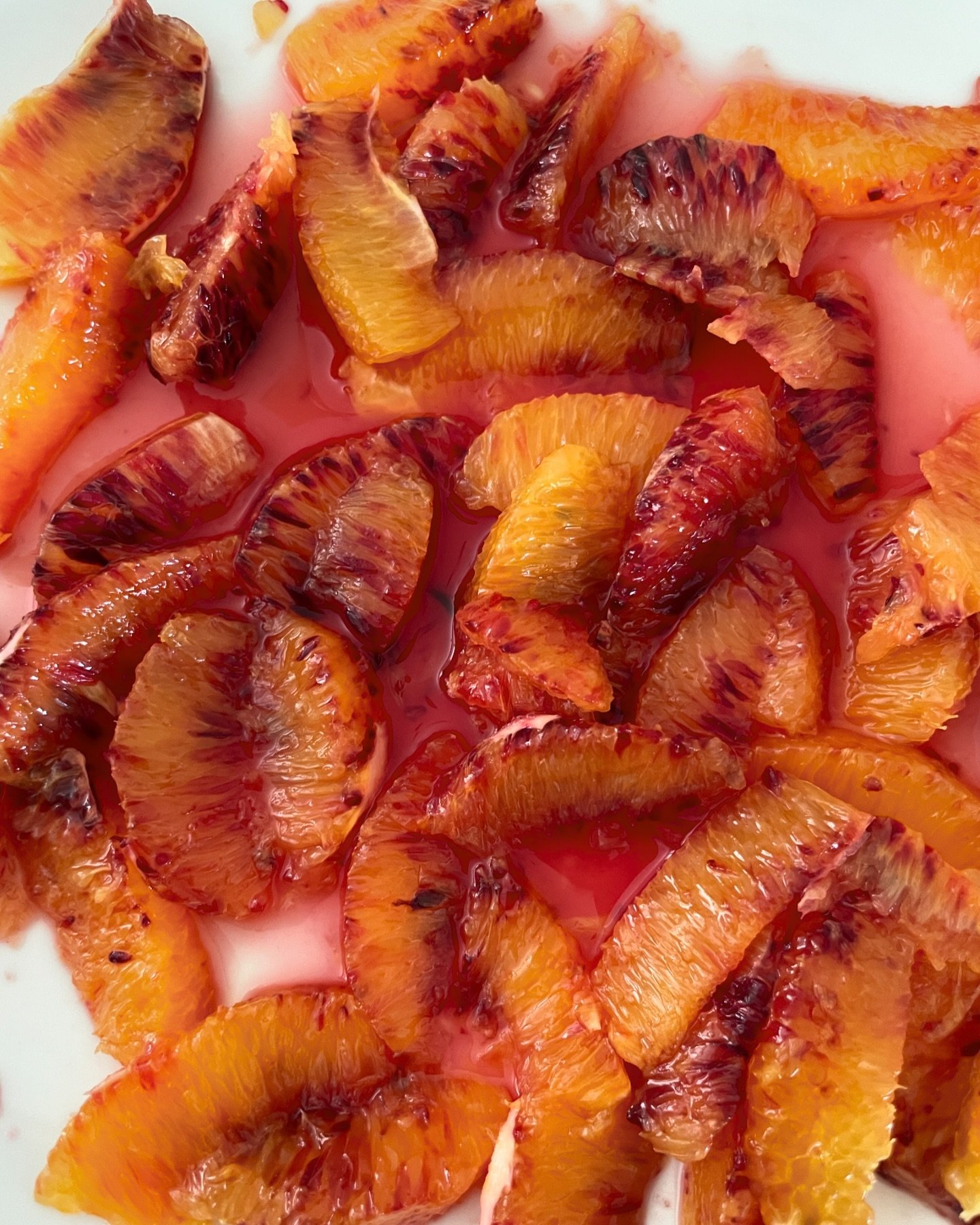 Experimenting with freezing a big batch of blood orange segments to use in summertime dishes. Ceviches, salads, desserts&hellip;.just waiting on that sunshine!☀️