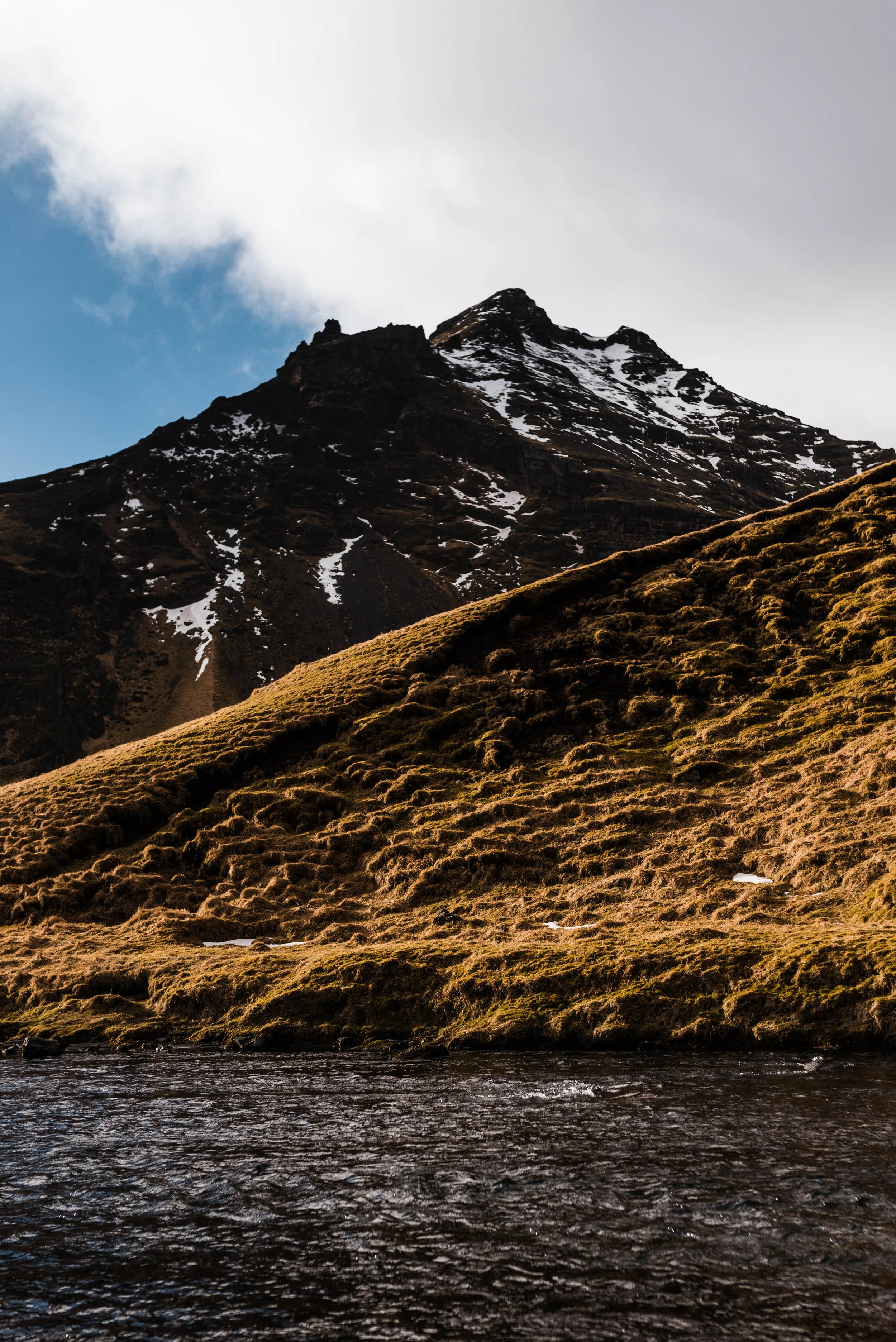 0008-Iceland Mountains.JPG