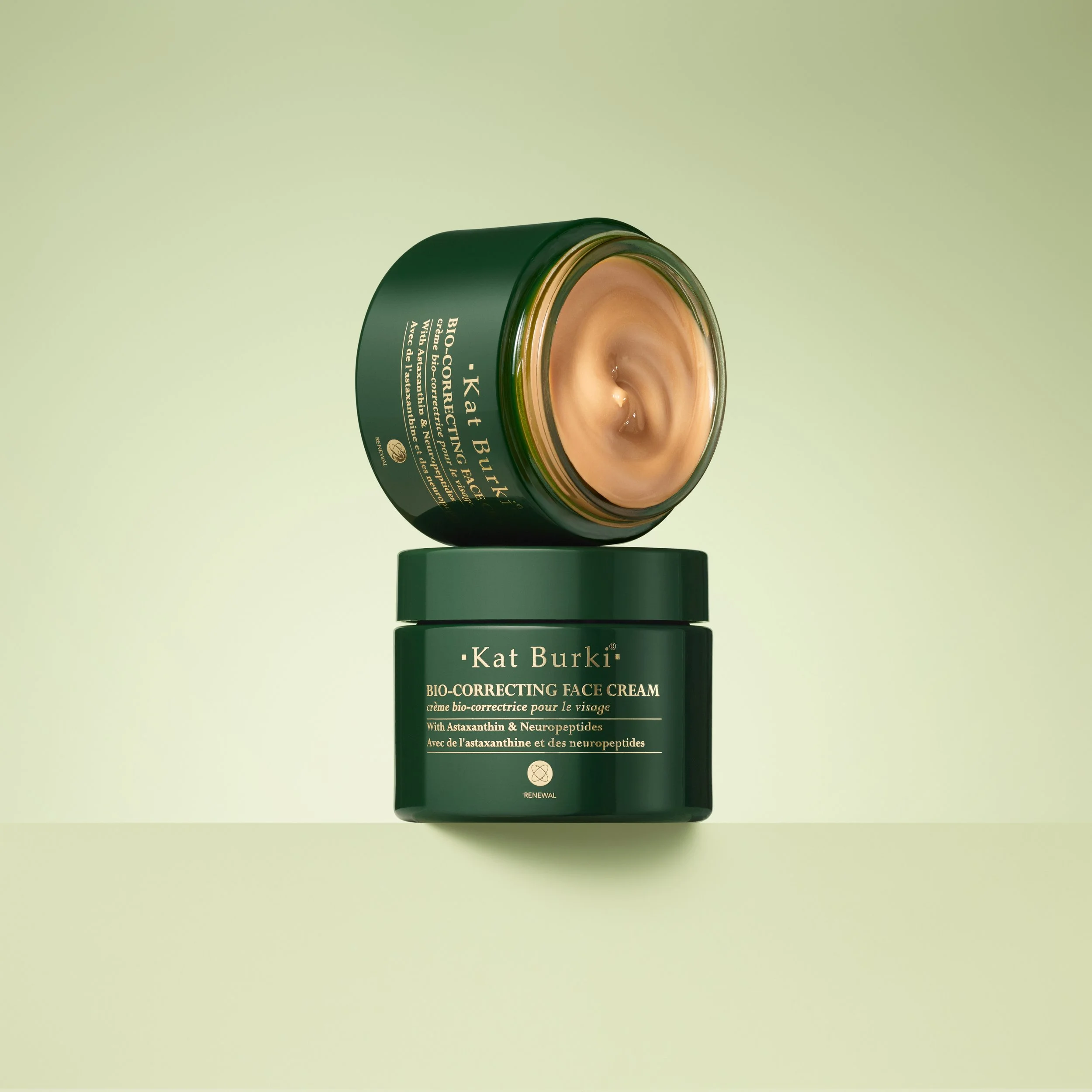 As the Sr. Director of Brand for Kat Burki Skincare, I oversaw digital & product marketing, brand positioning, and 360 campaigns. Creative Partner: @millena.agency Stills: @lucas_zarebinski 