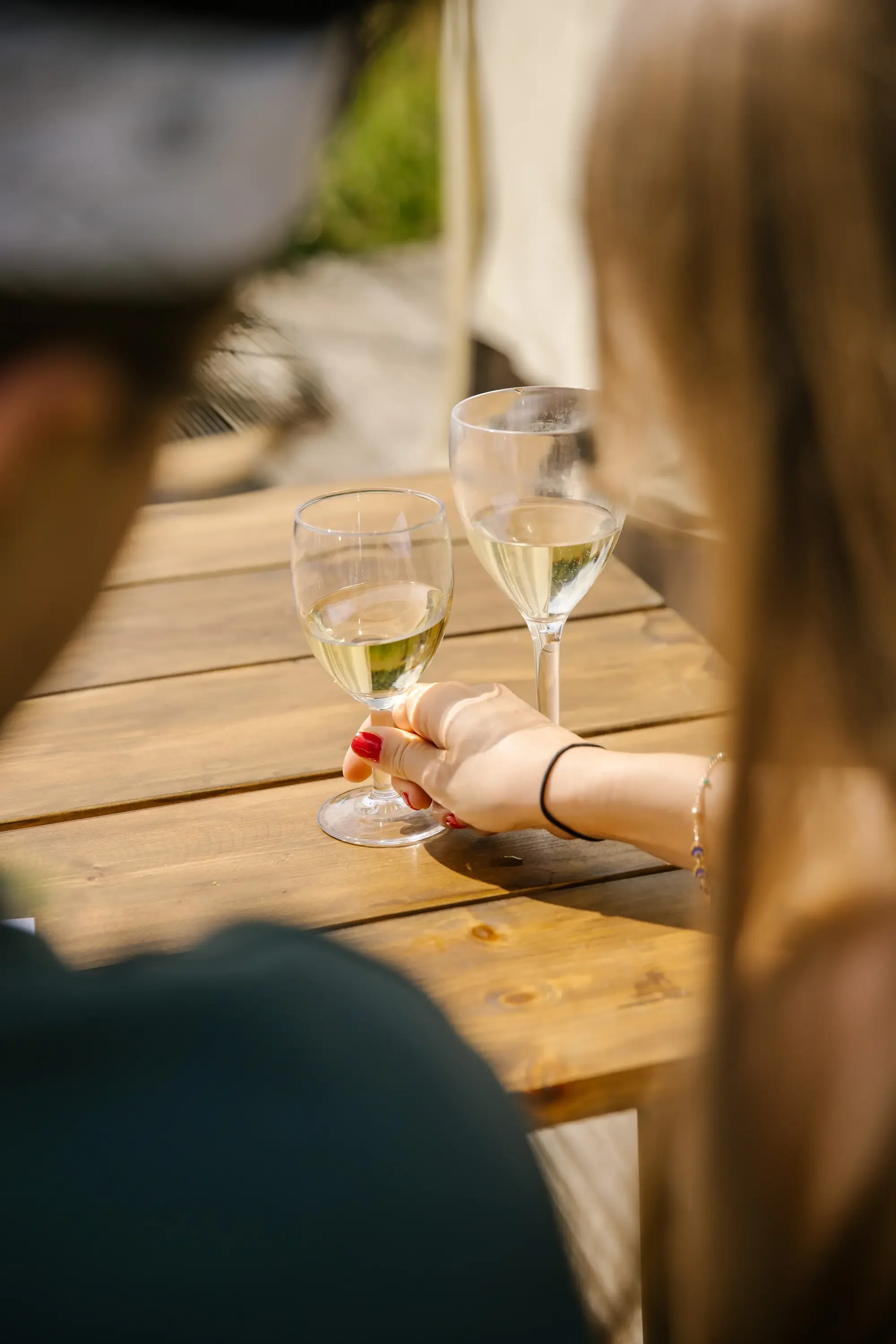 wine-tasting-at-corporate-party.webp