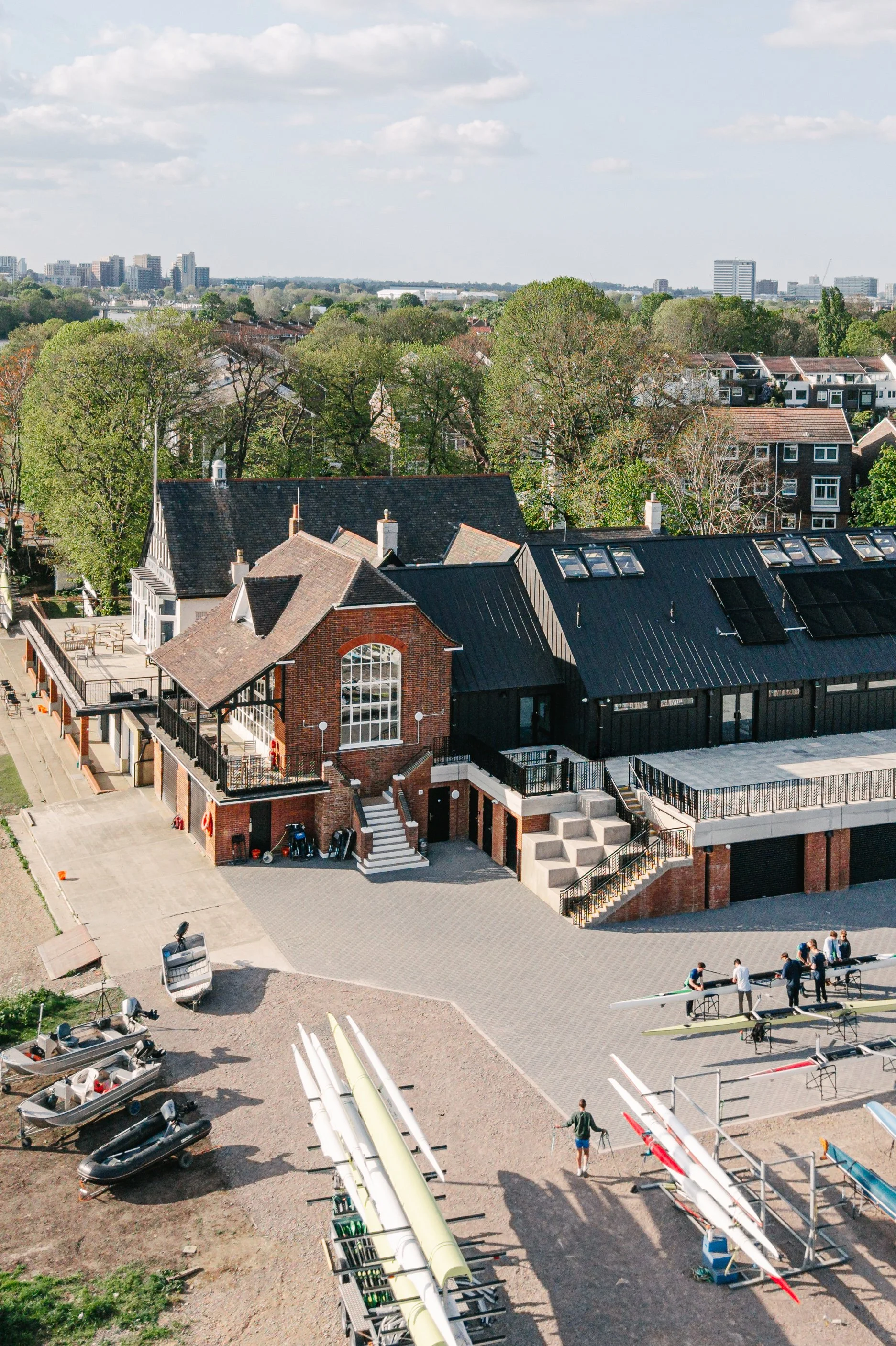 FREDHOWARTH_AST_QuintinBoathouse_AJ_TypRes-1 PORTRAIT CROP.jpg