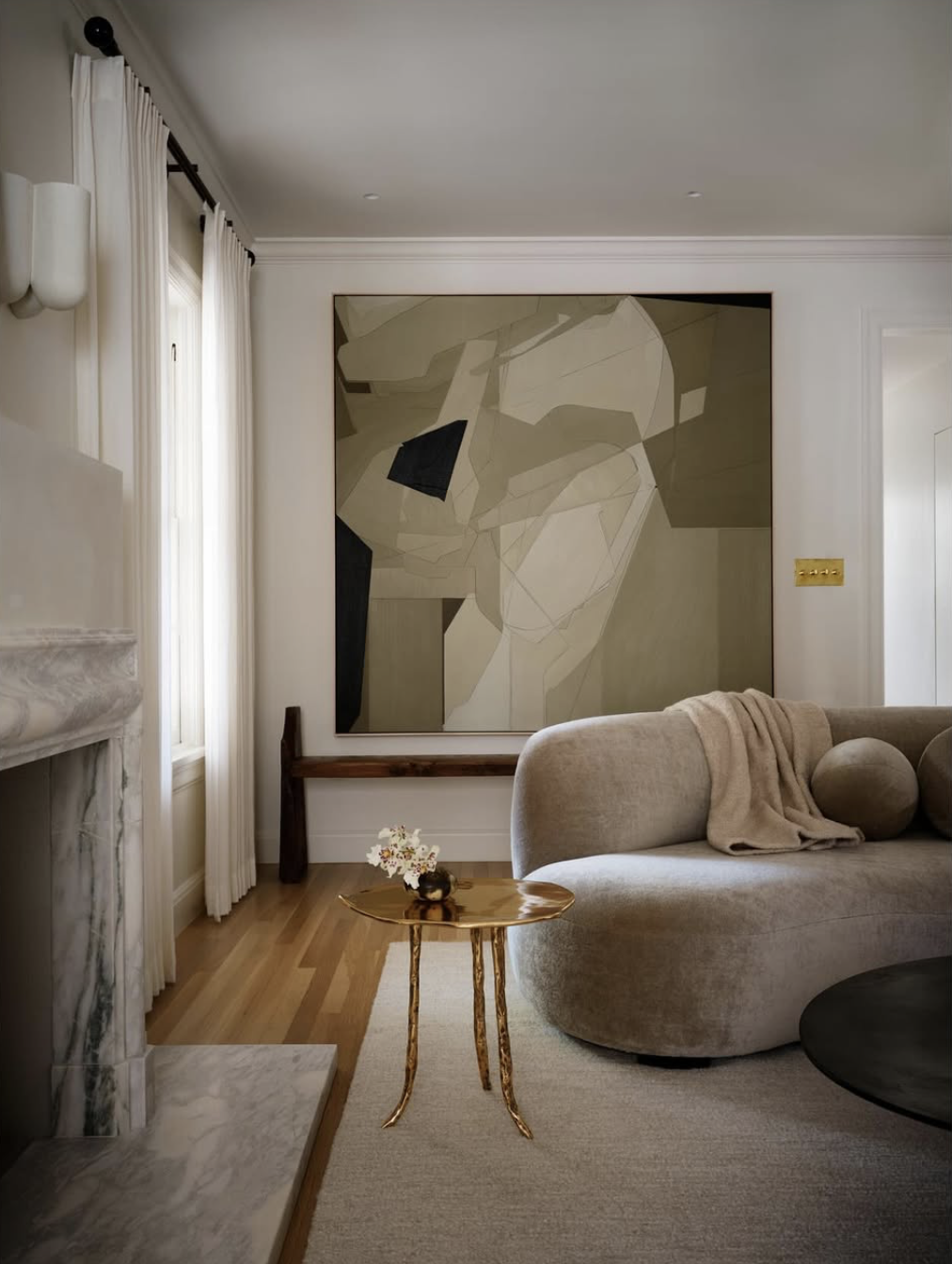 Private Residence      
Interior Design by Hunt Architecture    
Photographed by Lindsay Brown