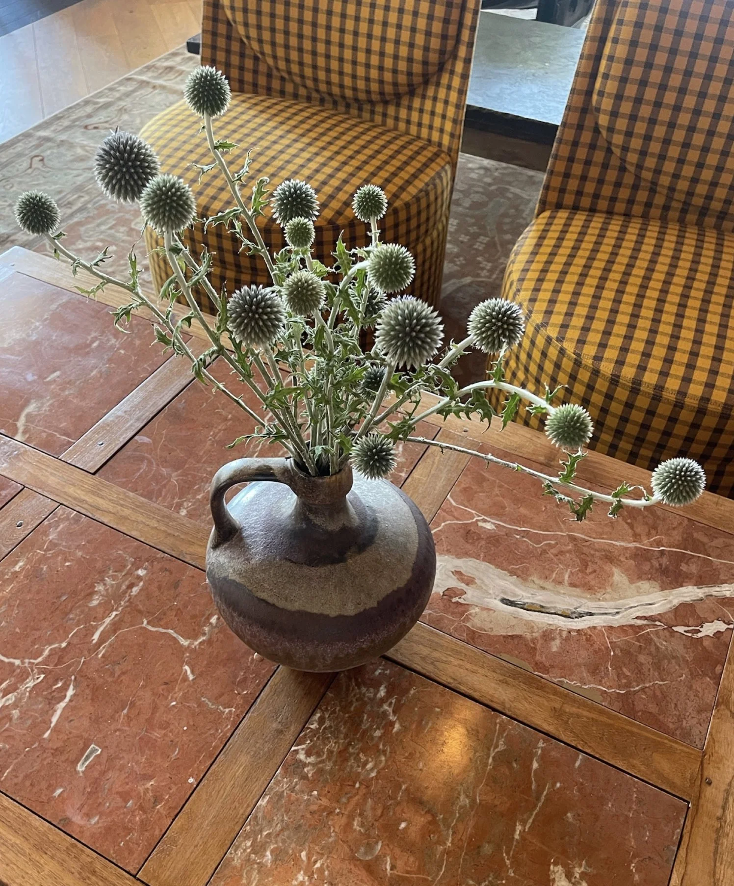Quill-coffetable-style.jpg