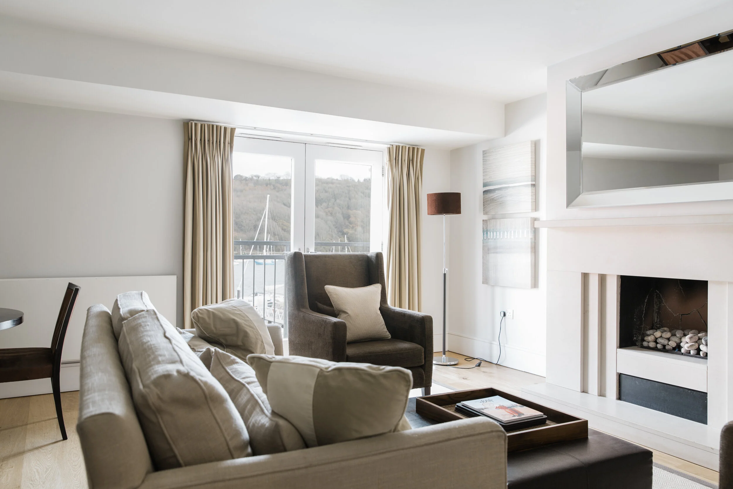 Dartmouth Self Catering Apartments Dartmouth — dart marina