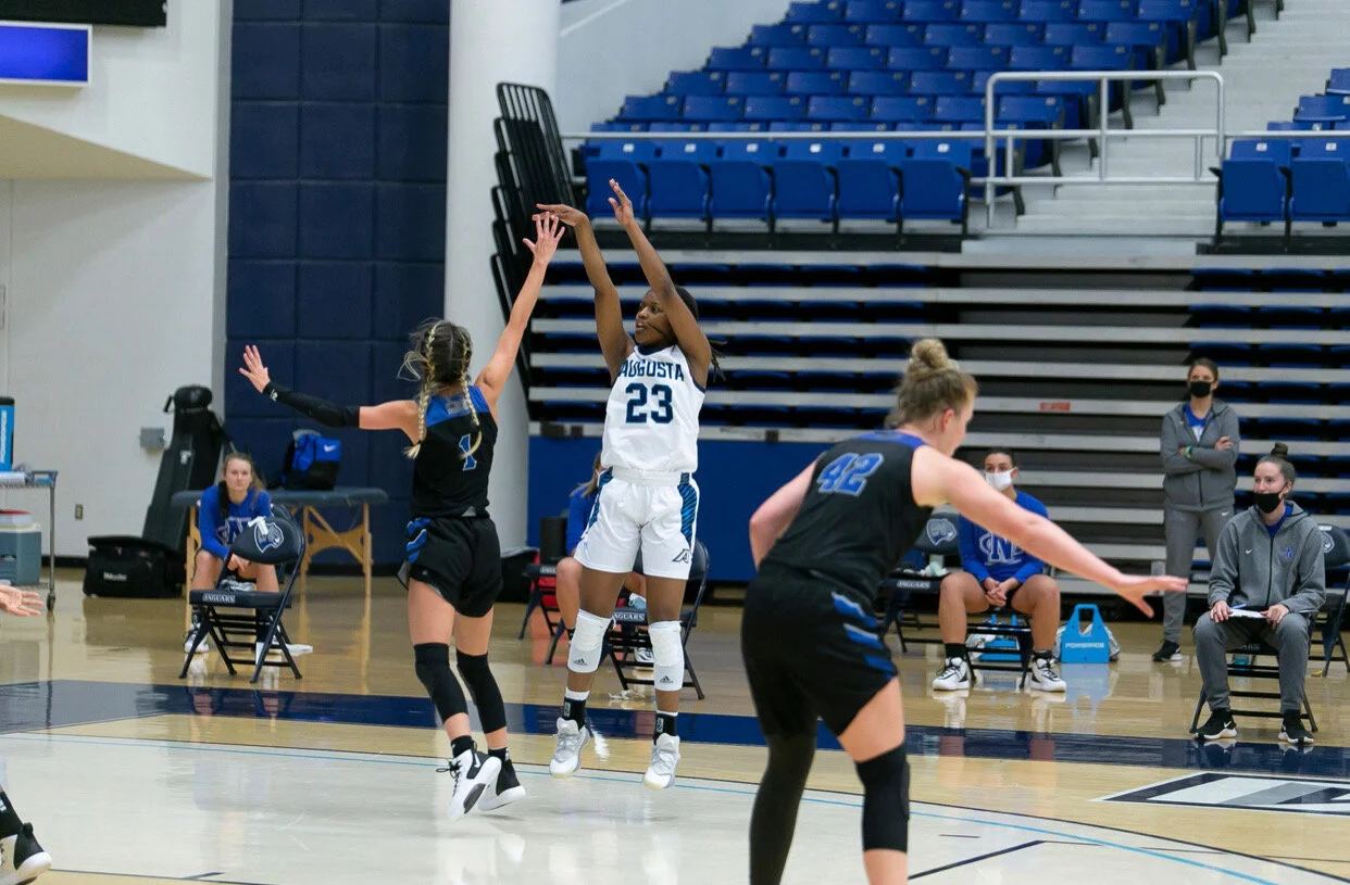 AU women's basketball team hosts Francis Marion