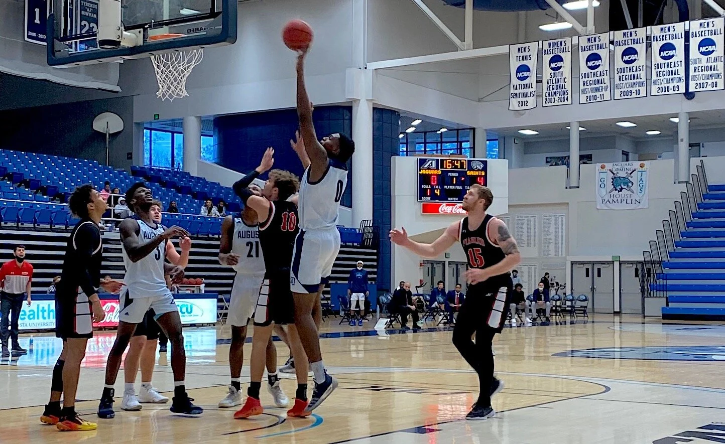 AU men’s basketball wraps up PBC play with win over FMU