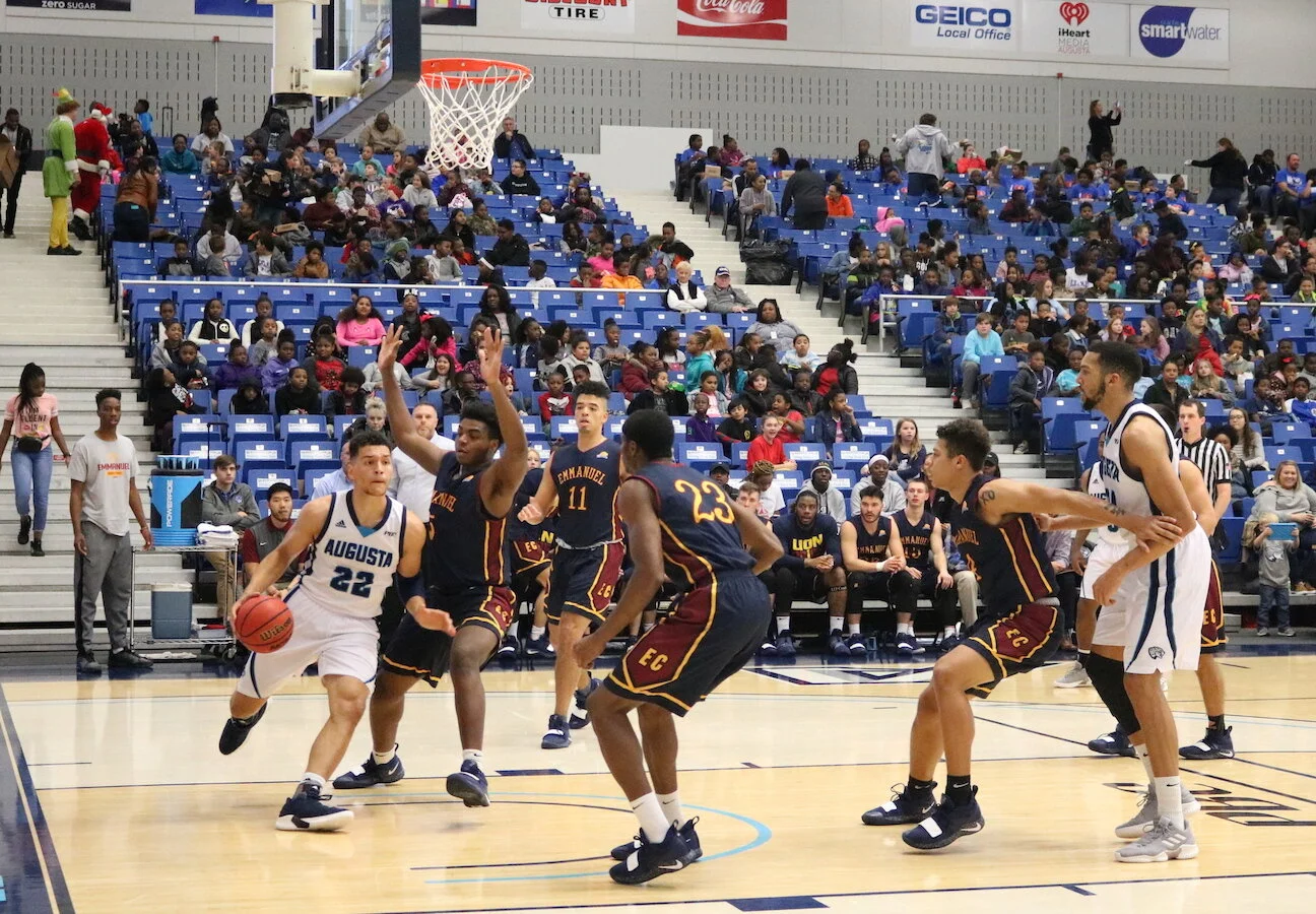 No longer centers of attention: Basketball big men now more likely to play on the perimeter