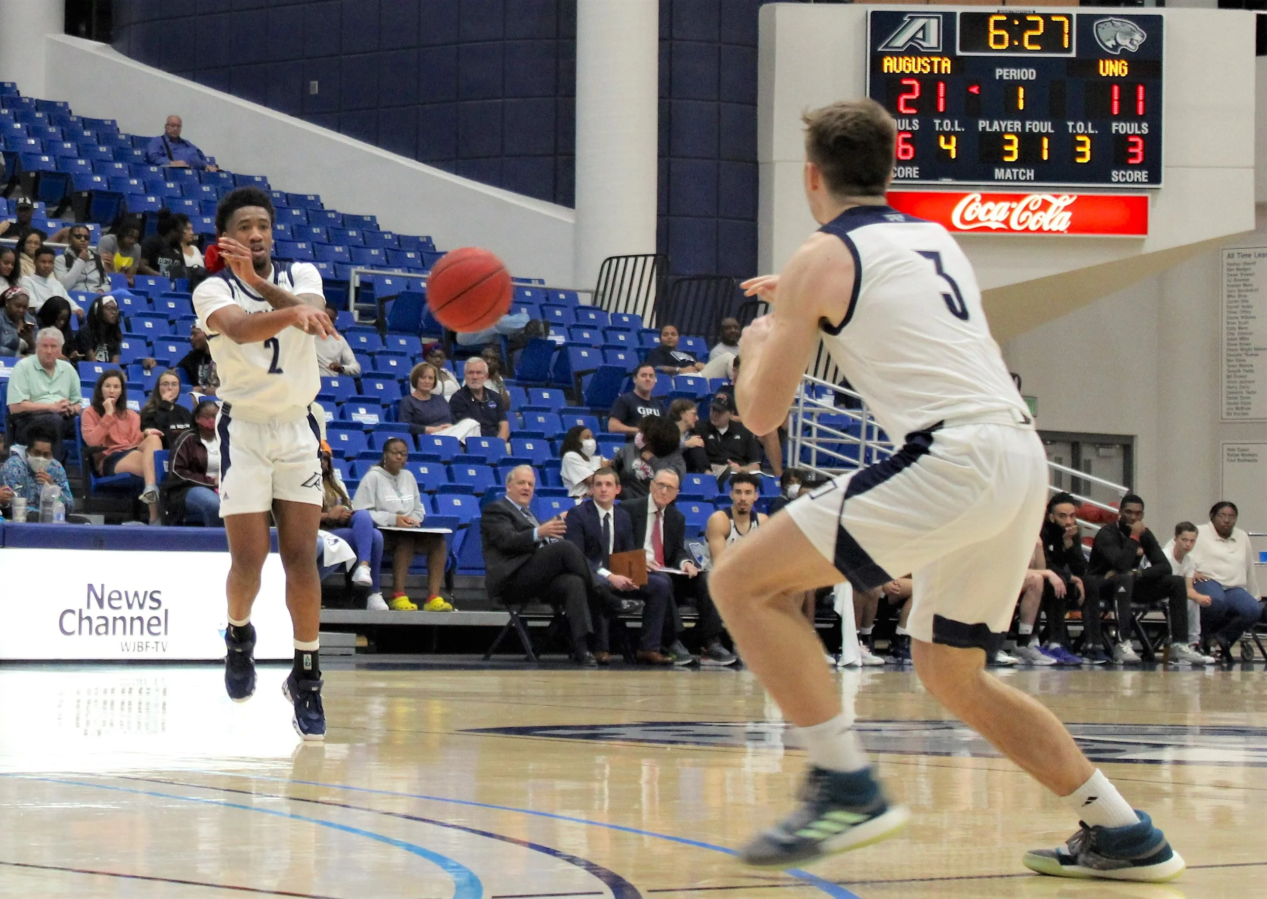 AU wins last regular-season home game against UNG on Senior Night 