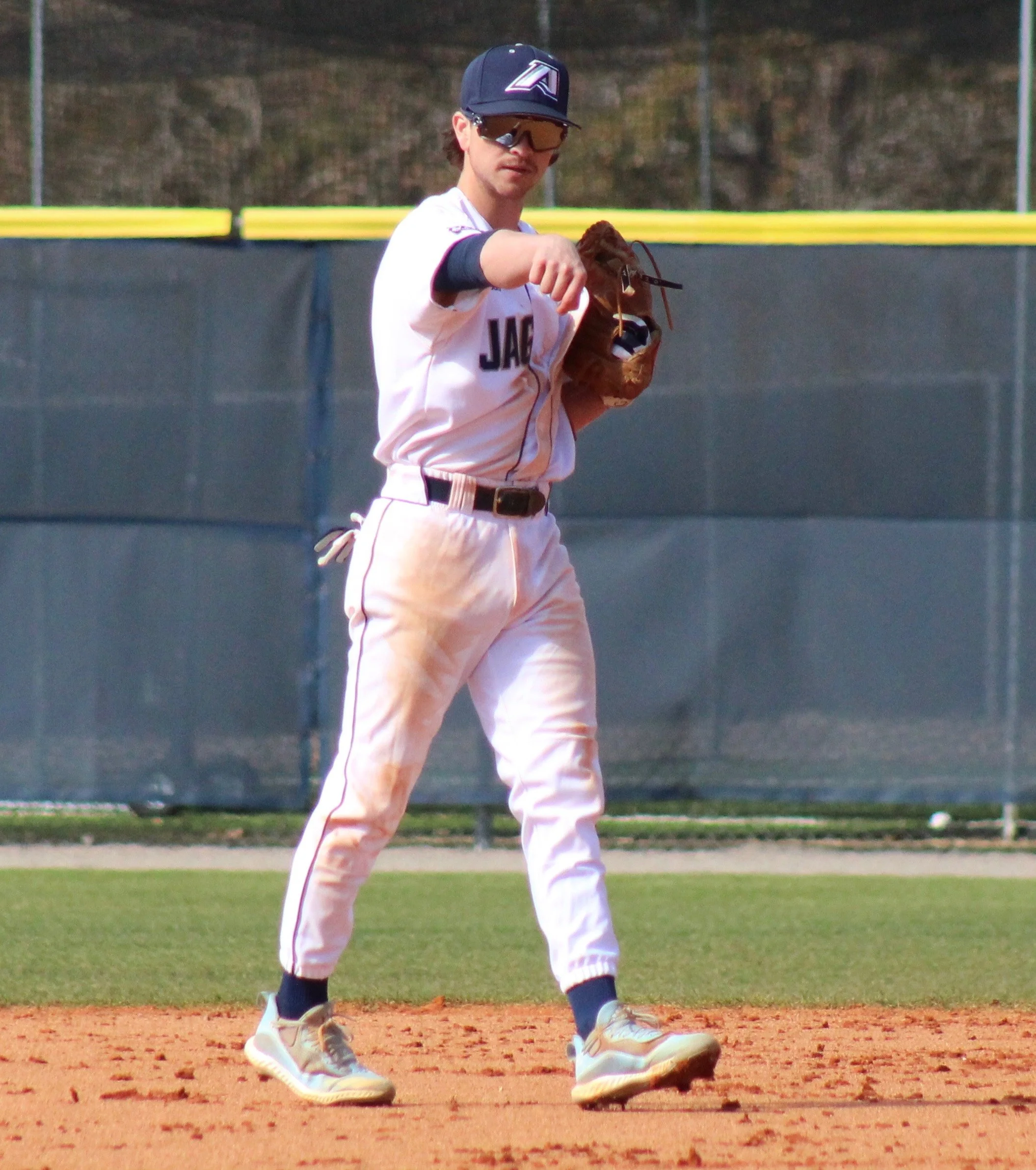 Robertson leads AU baseball during his fifth-year finale&nbsp;