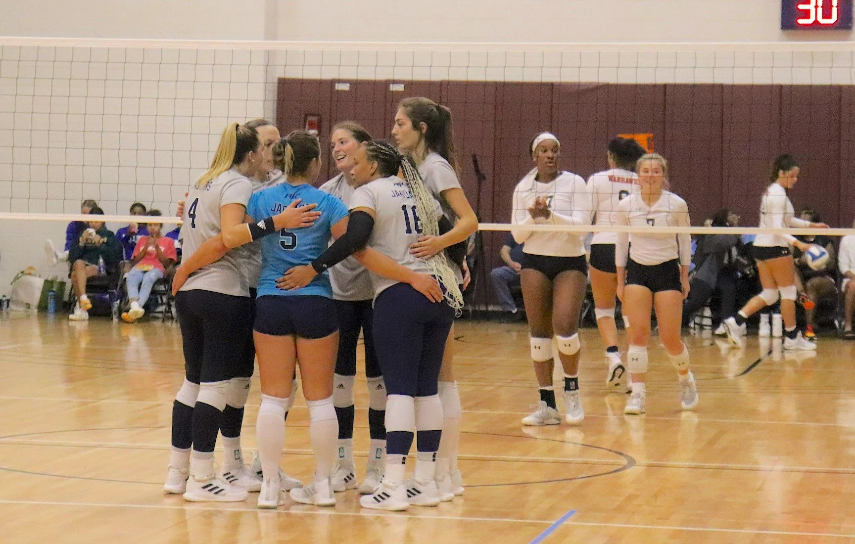 Jaguars' volleyball team goes undefeated in Pacer Invitational