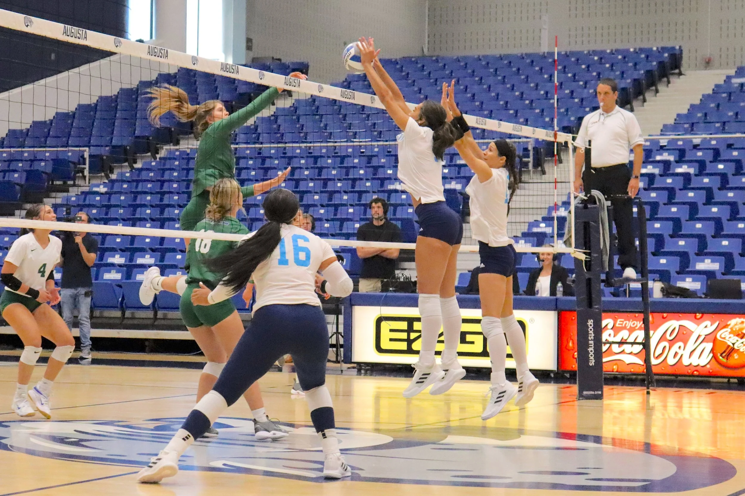 AU volleyball to play Blue-and-Grey match at Christenberry