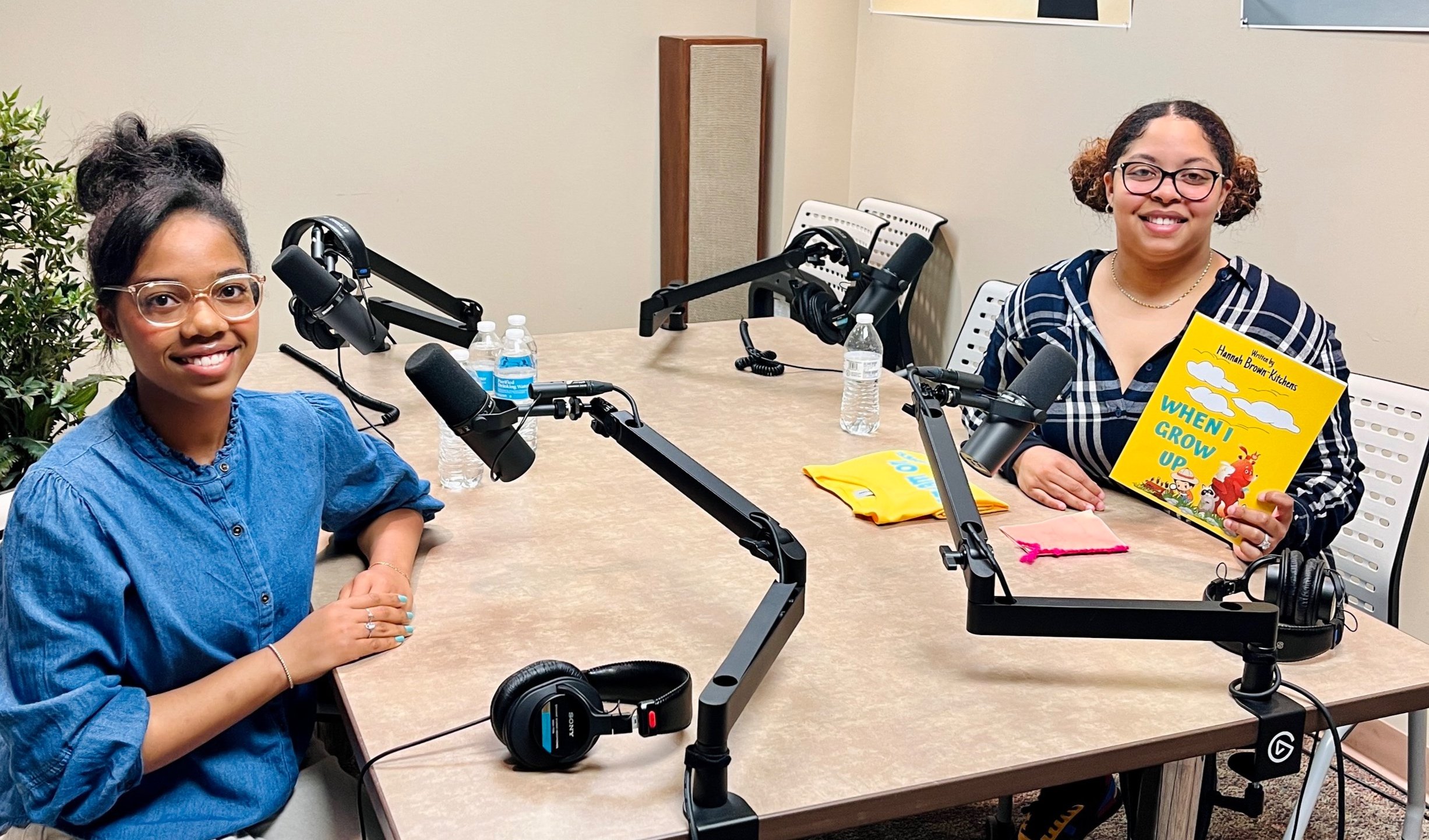 CI 1/7: AU communication student publishes children's book
