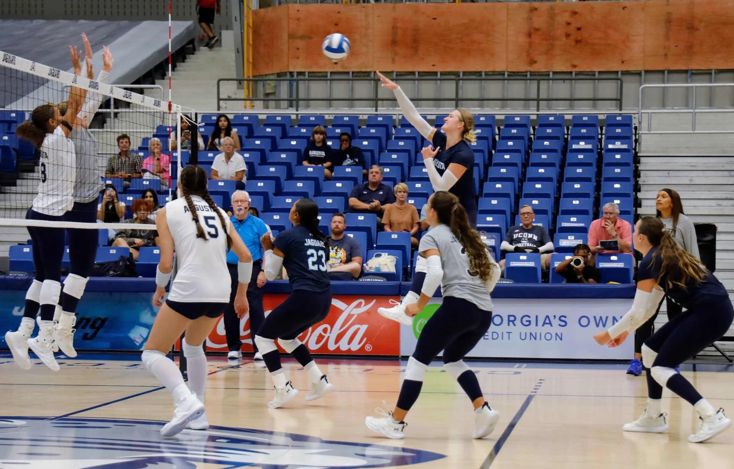 AU volleyball team preps for season opener with intrasquad scrimmage 