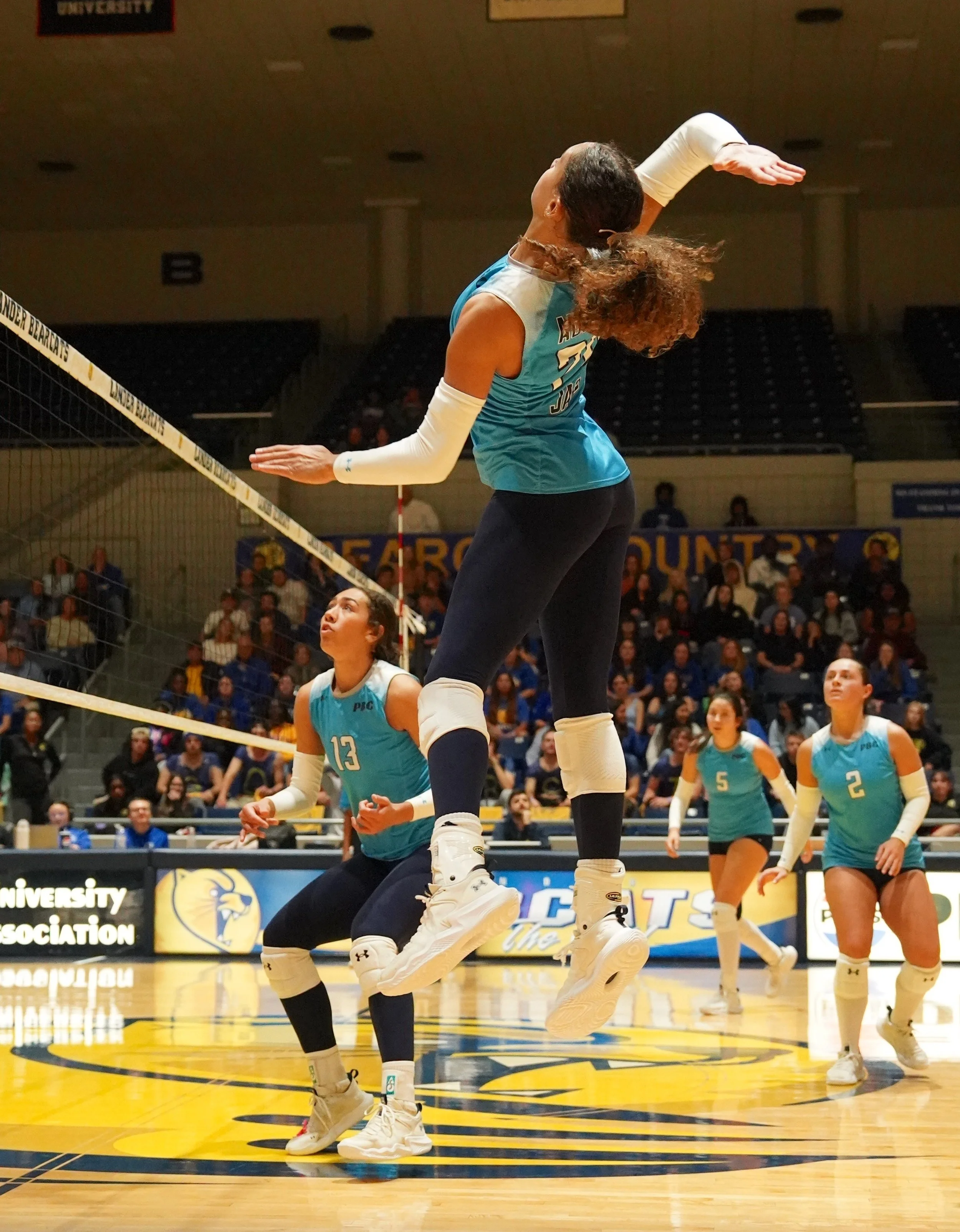 Lander downs Jaguars in tightly contested PBC volleyball match