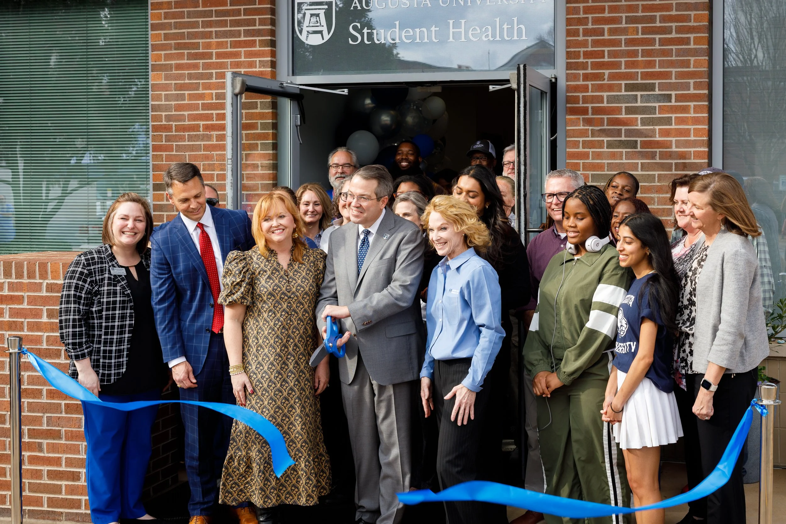 AU has ribbon cutting for new health center