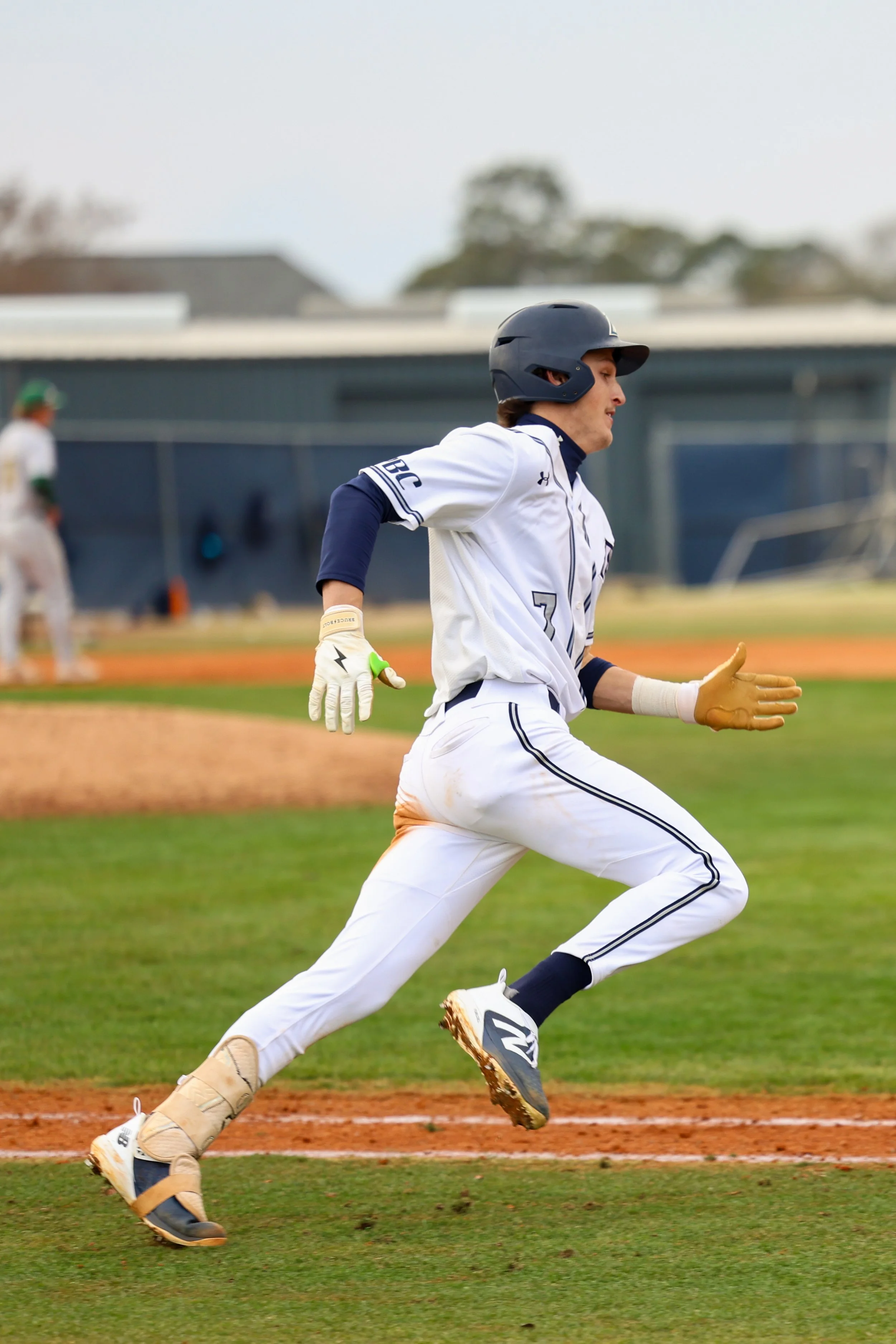 Turner's late homer propels Jaguars to doubleheader split with Saint Leo