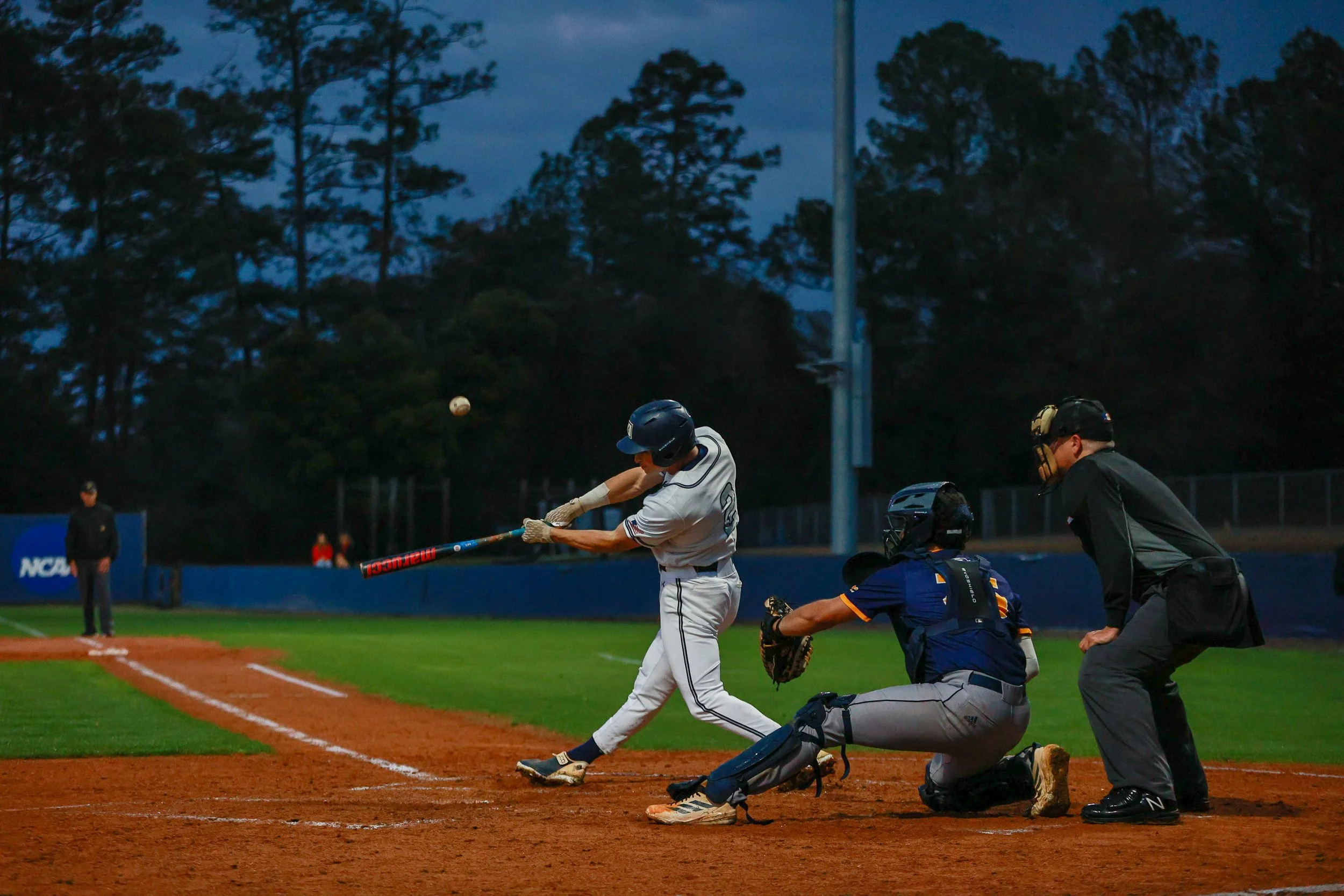 Moon's four RBI's not enough as Hurricanes take series opener over Jags