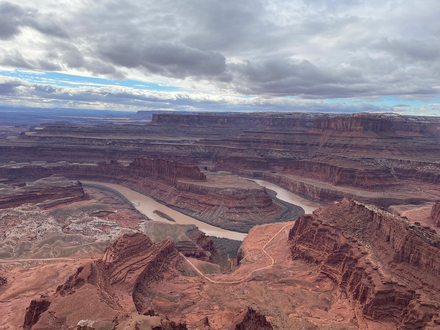 Today we made our way out to Dead Horse Point for another amazing vista. The scale and vastness of the landscape from this perspective was awe inspiring!! This is wide open country that could take weeks if not months to fully experience all it has to