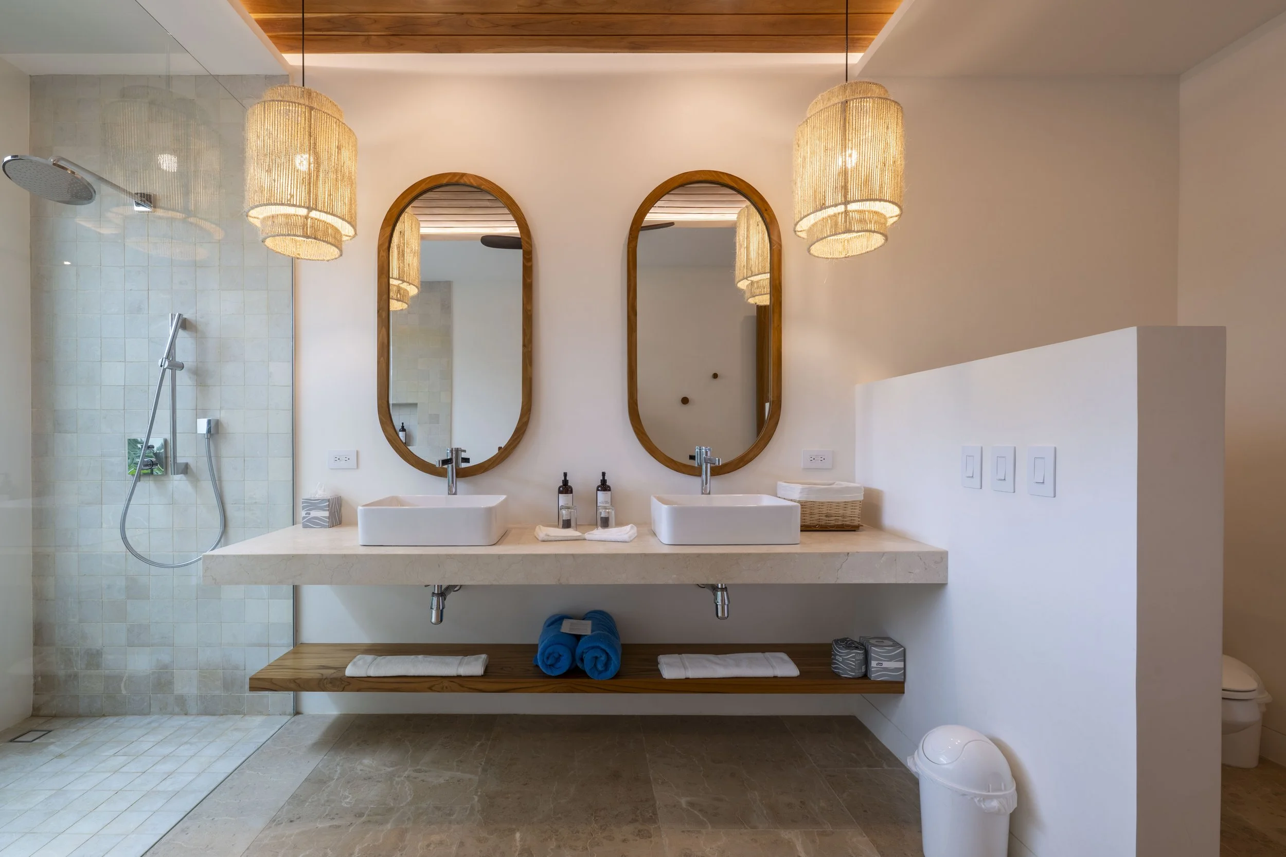 Beachfront Suite Balcony_7.jpg