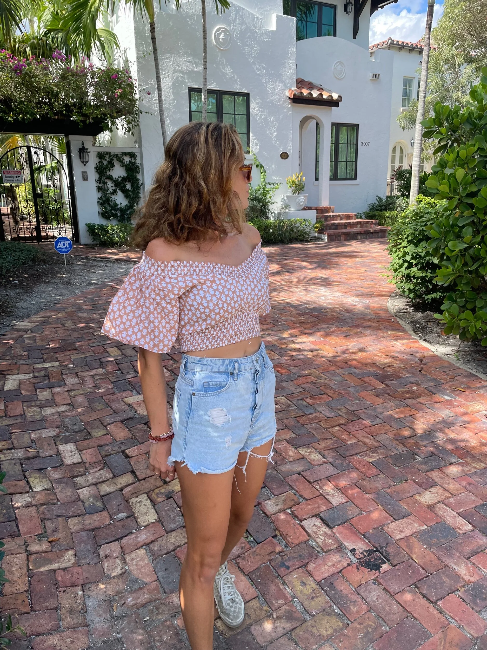 3DED81AC-DFD1-49F5-8D08-7CA95CAC11AE