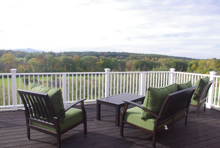 Mountian View Deck