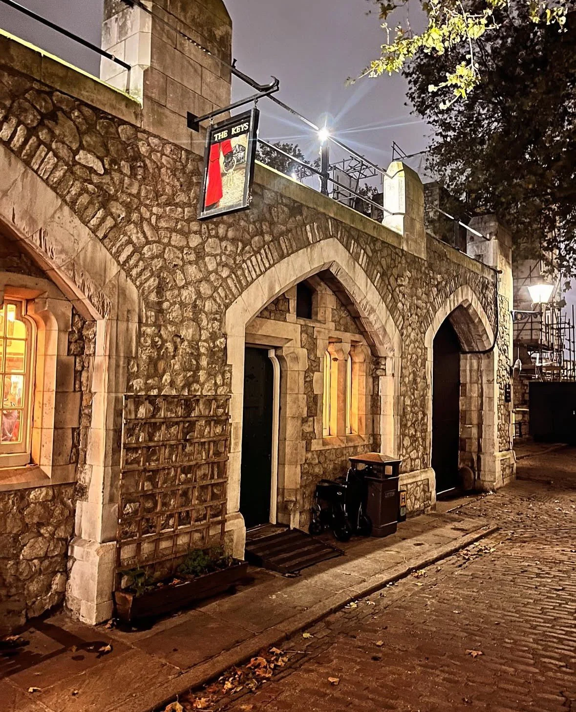 The Keys – Yeoman Warder’s Club, Tower of London