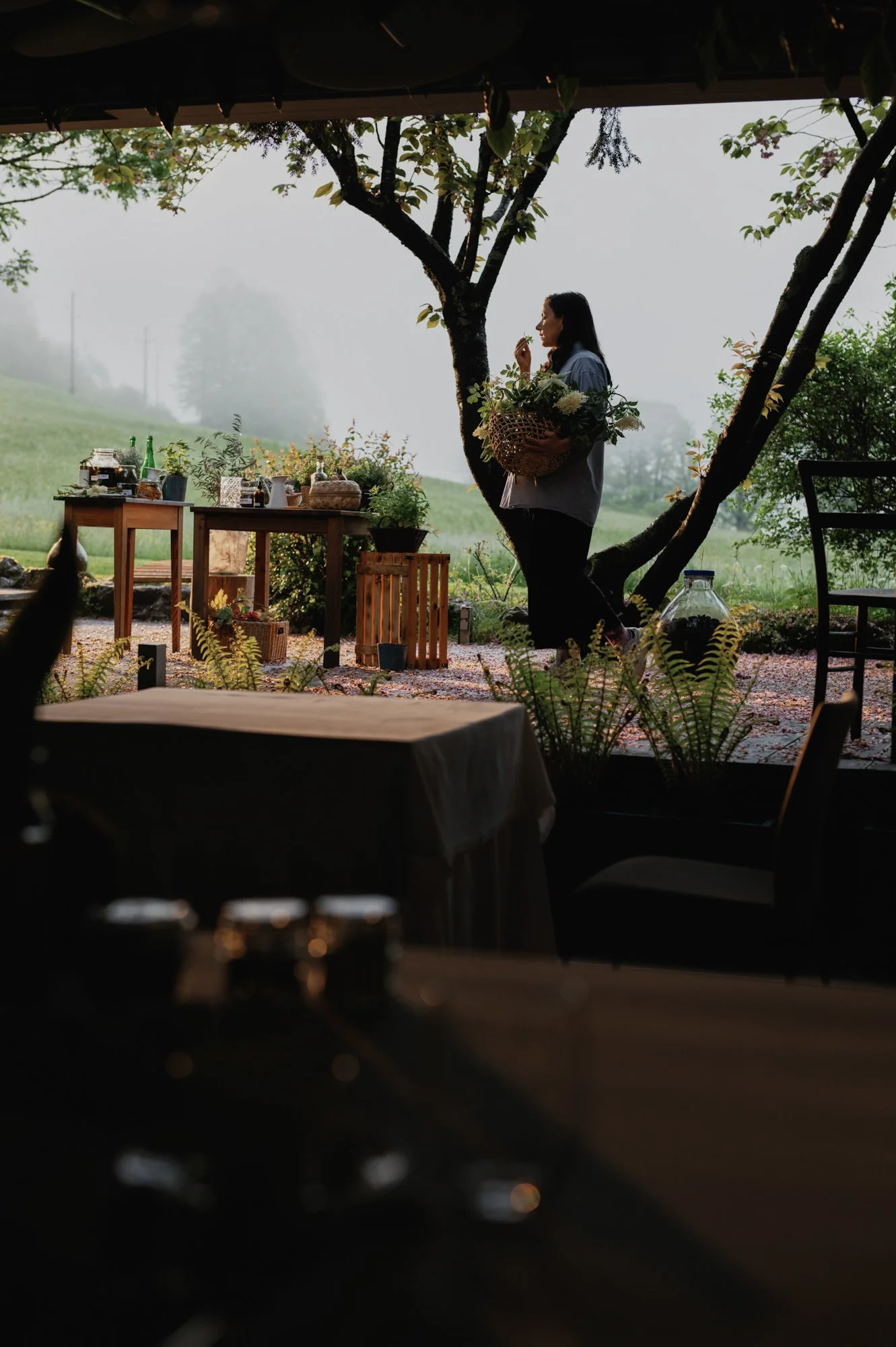 006  ana ros drinks TENT.jpg