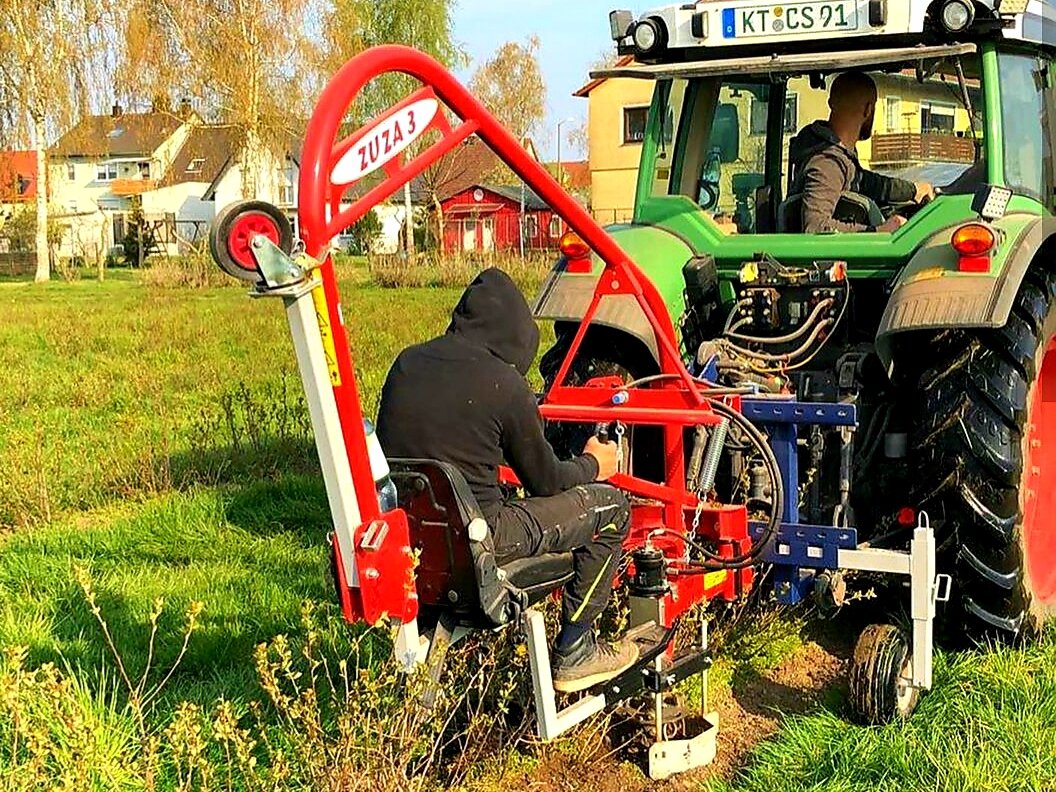 TrimTab Agriculture Jagoda Zuza Weeder