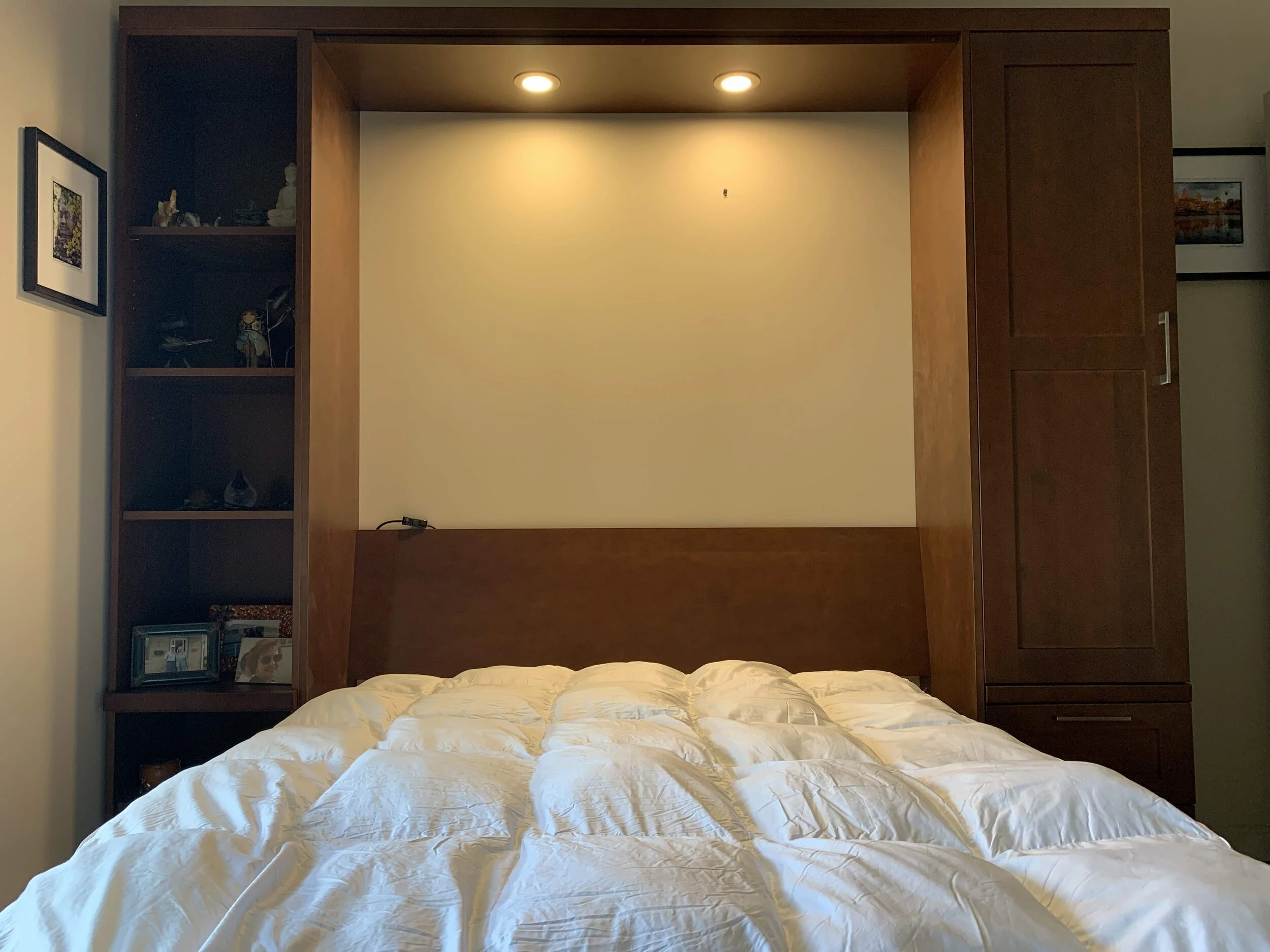 Elevate your guest room Queen Lit Up MURPHY™ WallBed & Set