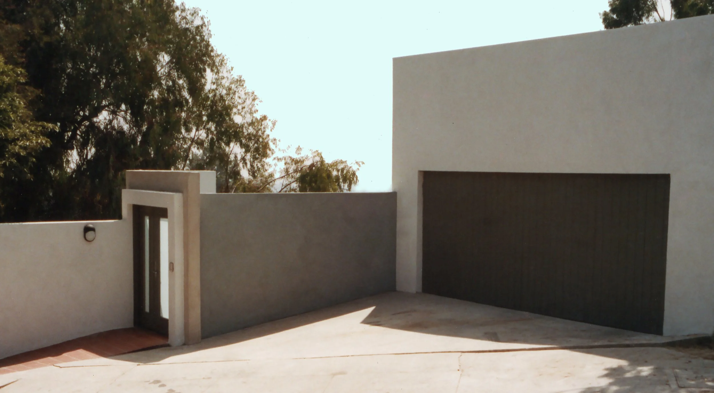 Palisades_ext_front_EDIT.jpg