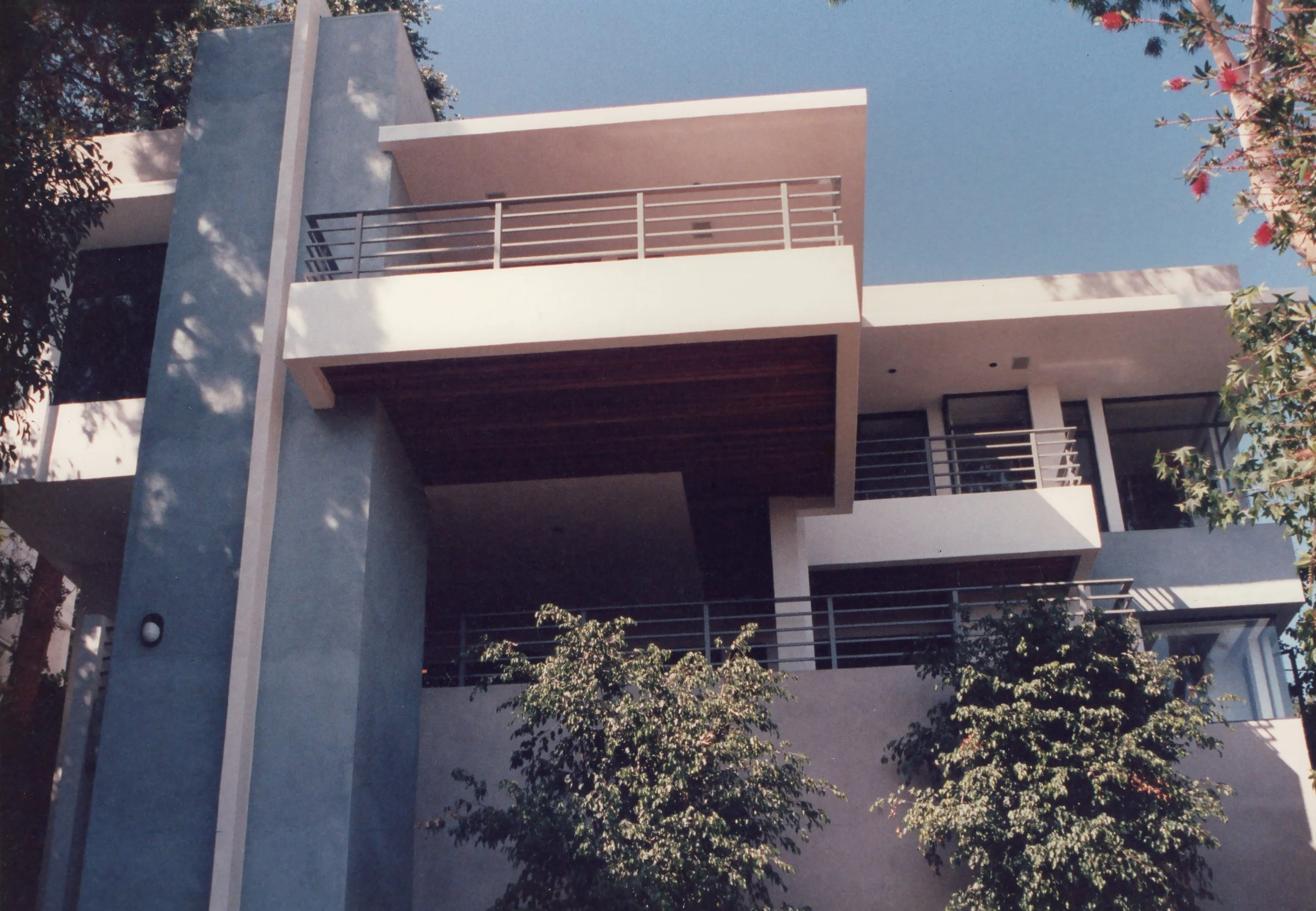 Palisades_ext_underside_EDIT.jpg