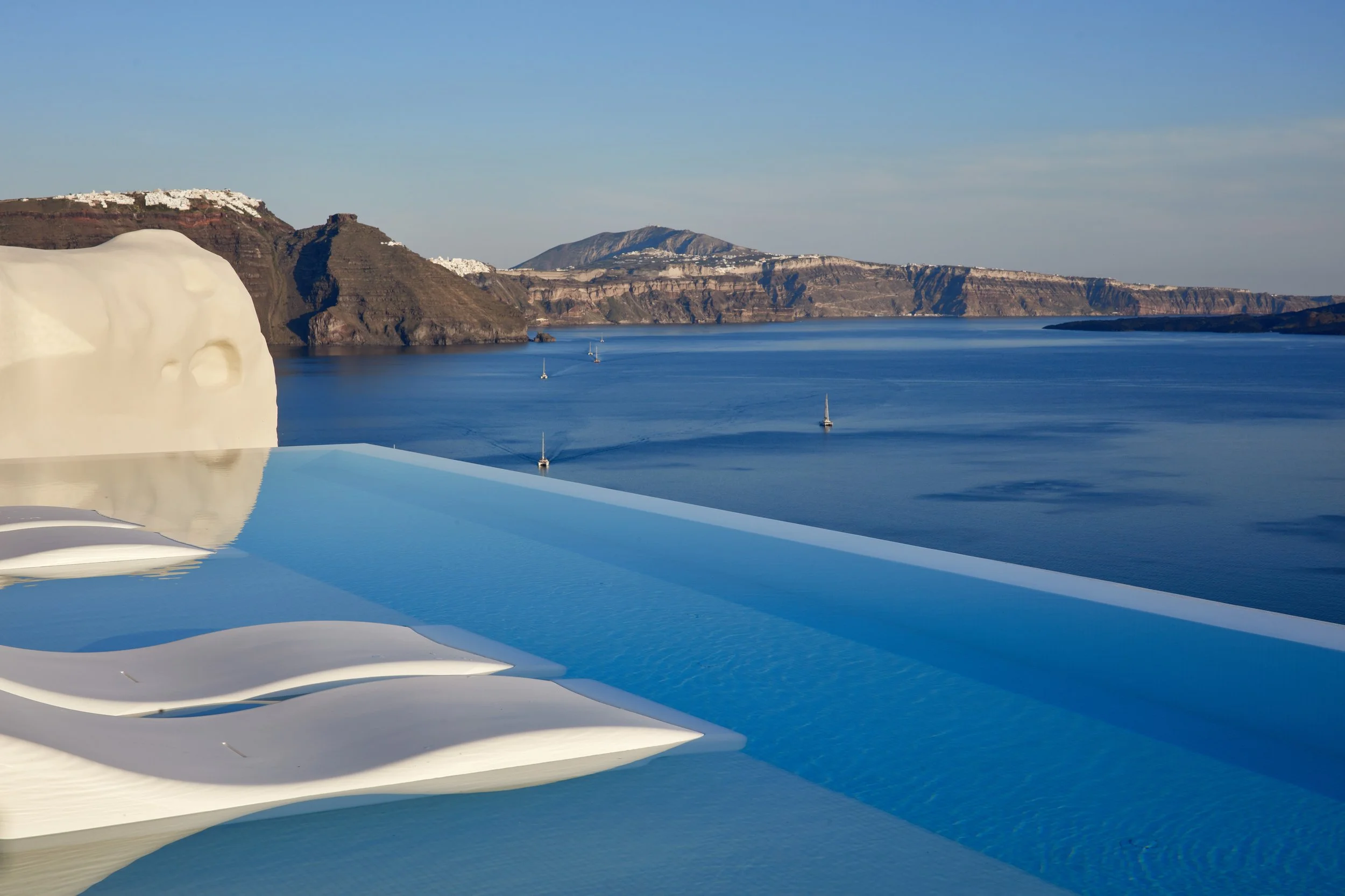 Canaves Oia Suites - signature4.jpg