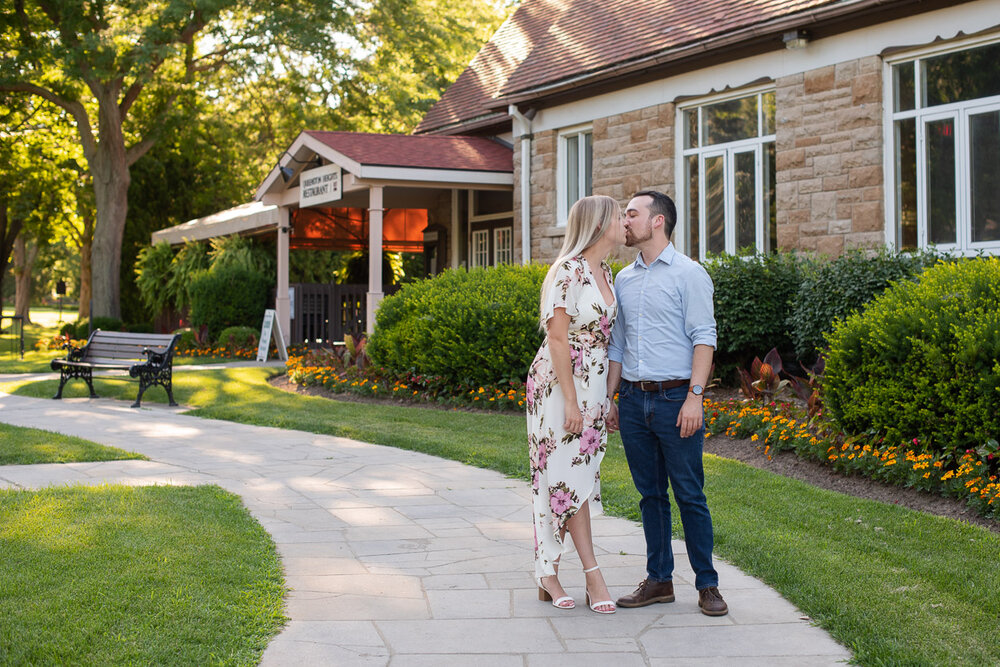 love-always-photography-niagara-gta-queenston-heights-engagement-session-003.jpg