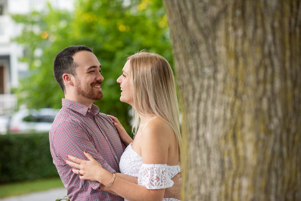 love-always-photography-niagara-gta-queenston-heights-engagement-session-019.jpg