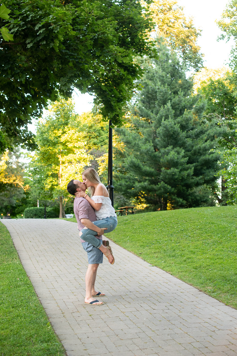 love-always-photography-niagara-gta-queenston-heights-engagement-session-026.jpg