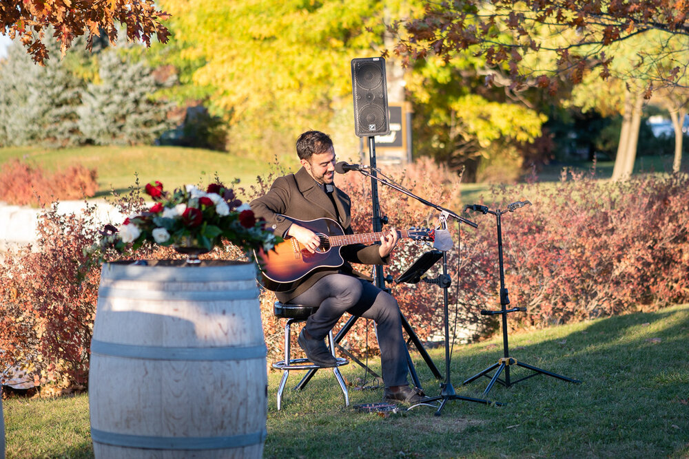 love-always-photography-niagara-gta-two-sisters-vineyards-niagara-on-the-lake-wedding-017.jpg