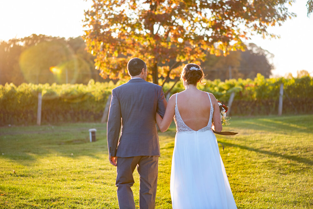 love-always-photography-niagara-gta-two-sisters-vineyards-niagara-on-the-lake-wedding-039.jpg