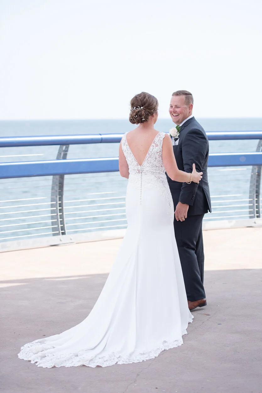 love-always-photography-niagara-gta-burlington-waterfront-wedding-first-look-005.jpg
